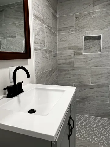 a close view of sink and tap