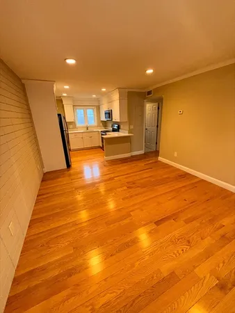 $2,600 | 132 Greene Street, Unit 2, Quincy, MA 02170