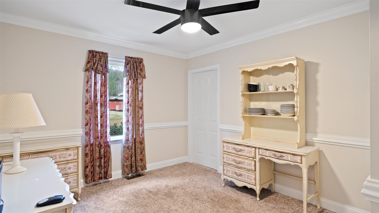 433 West Finger Street Landrum, SC 29356 - Photo 23 of 26