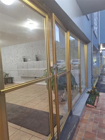 $225,400 | 1735 Northeast 164th Street, Unit G210, North Miami Beach, FL 33162