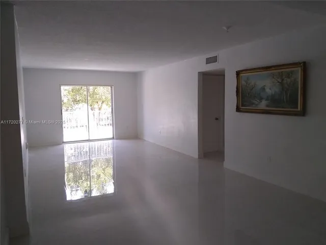 $225,400 | 1735 Northeast 164th Street, Unit G210, North Miami Beach, FL 33162