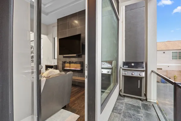 $539,000 | 1520 Malone Street, Houston, TX 77007