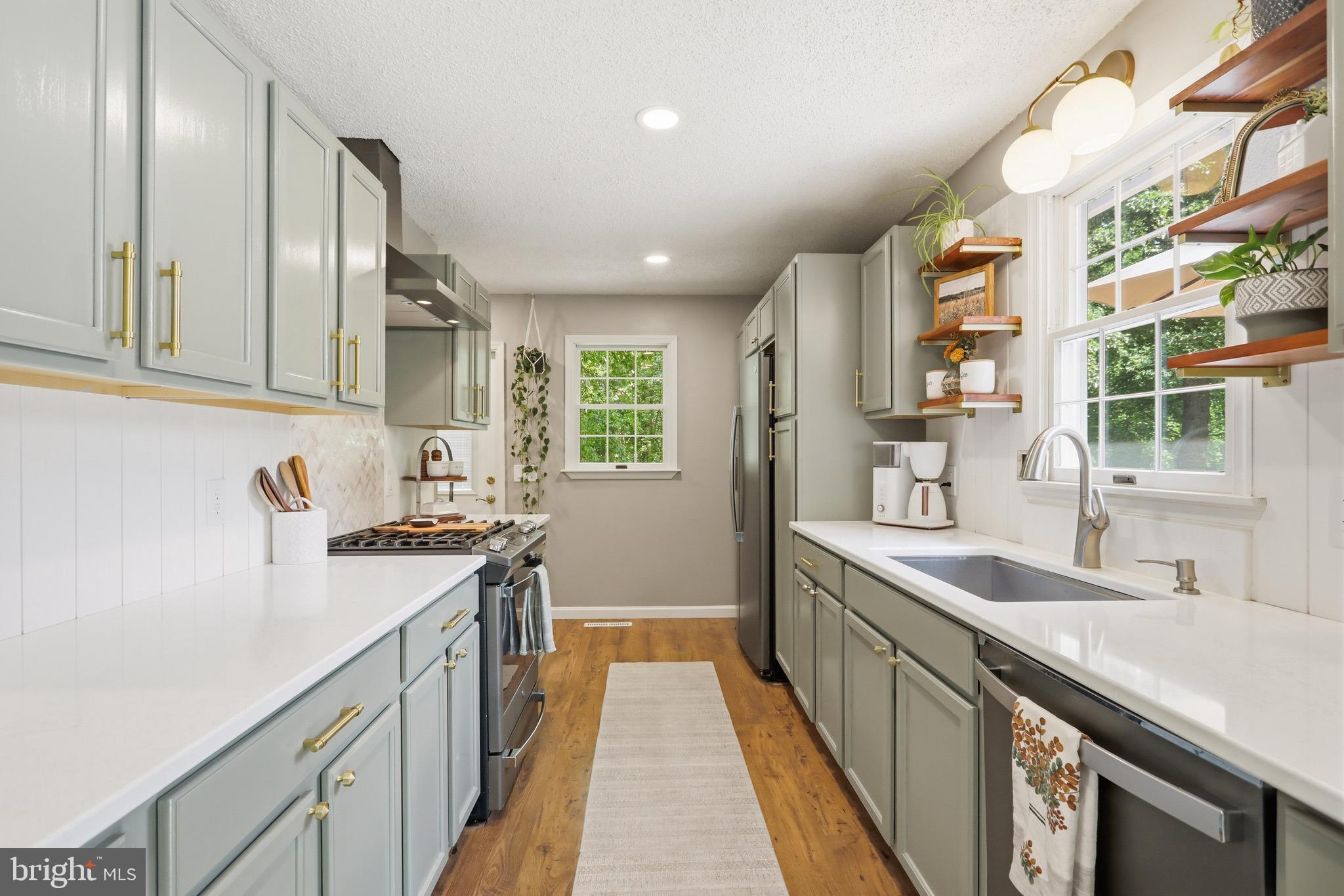 78 Lizzie Mills Road Castleton, VA 22716 - Photo 8 of 53 Stunning kitchen