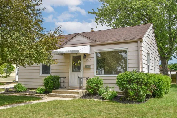 $239,900 | 6639 West Bennett Avenue, Milwaukee, WI 53219