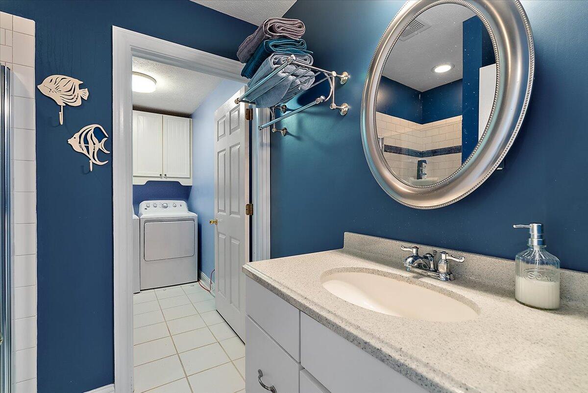 2201 Riverside Pointe Drive St. Joseph, MI 49085 - Photo 19 of 35 19-2201 Riverside Pointe Dr-38