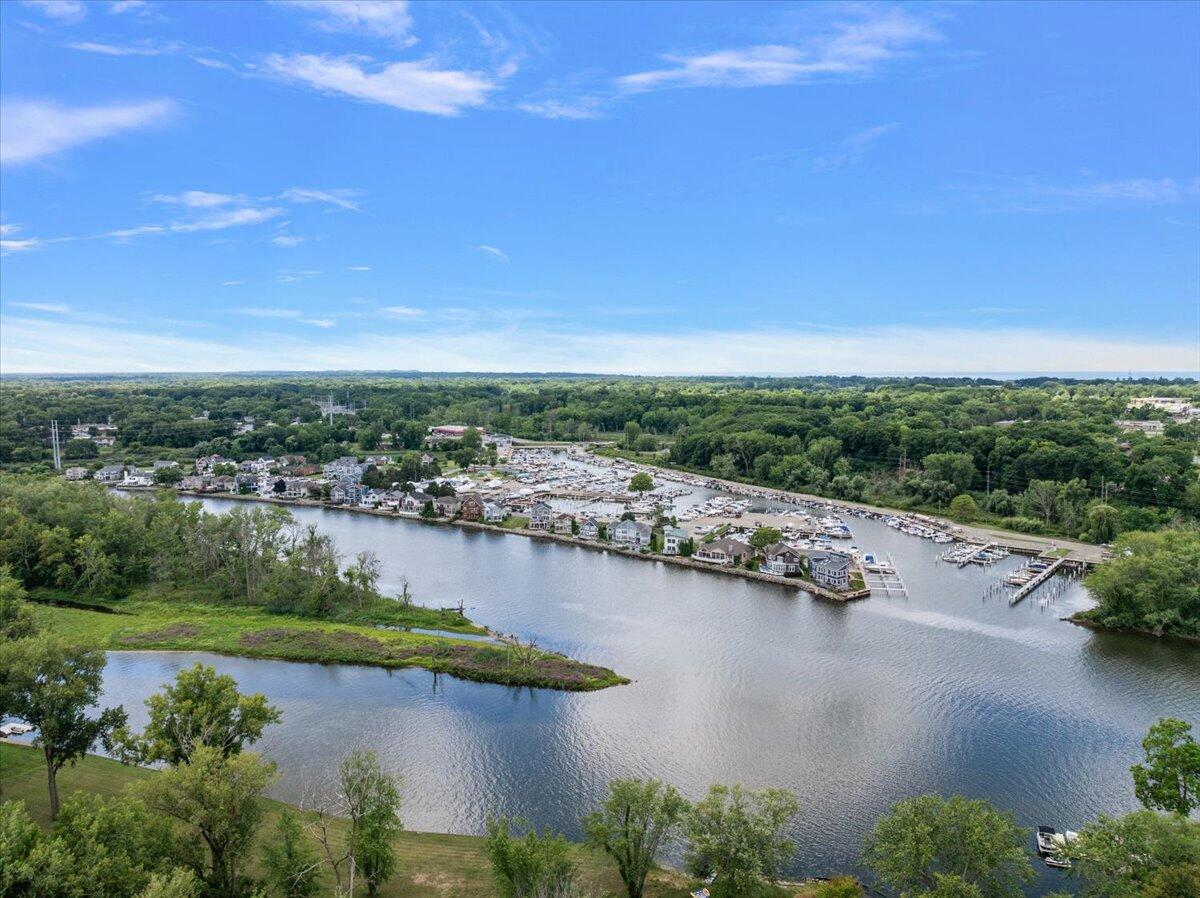 2201 Riverside Pointe Drive St. Joseph, MI 49085 - Photo 28 of 35 28-2201 Riverside Pointe Dr-26