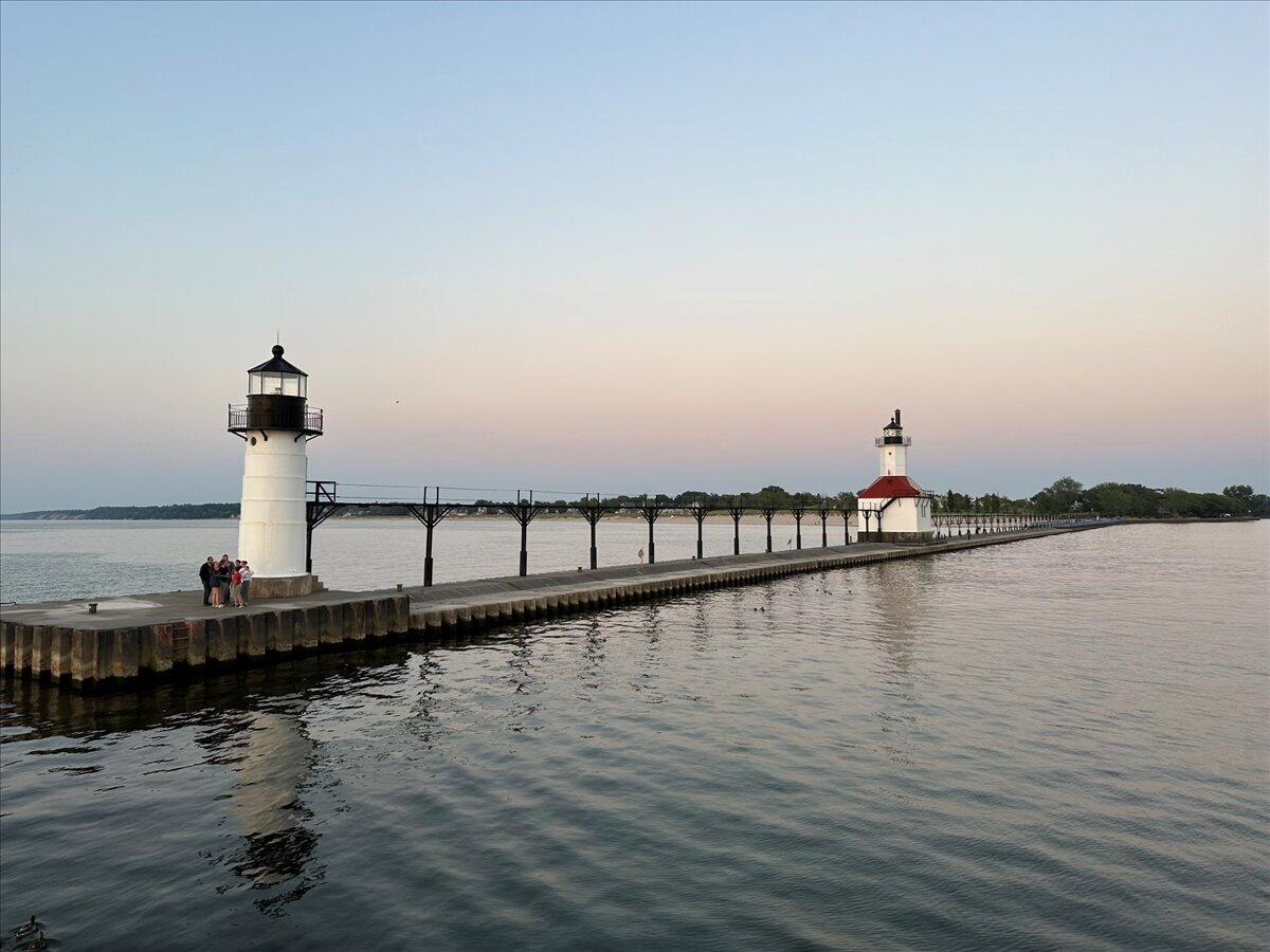 2201 Riverside Pointe Drive St. Joseph, MI 49085 - Photo 33 of 35 33-IMG_9370
