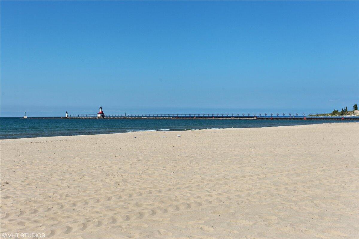 2201 Riverside Pointe Drive St. Joseph, MI 49085 - Photo 34 of 35 34-05_