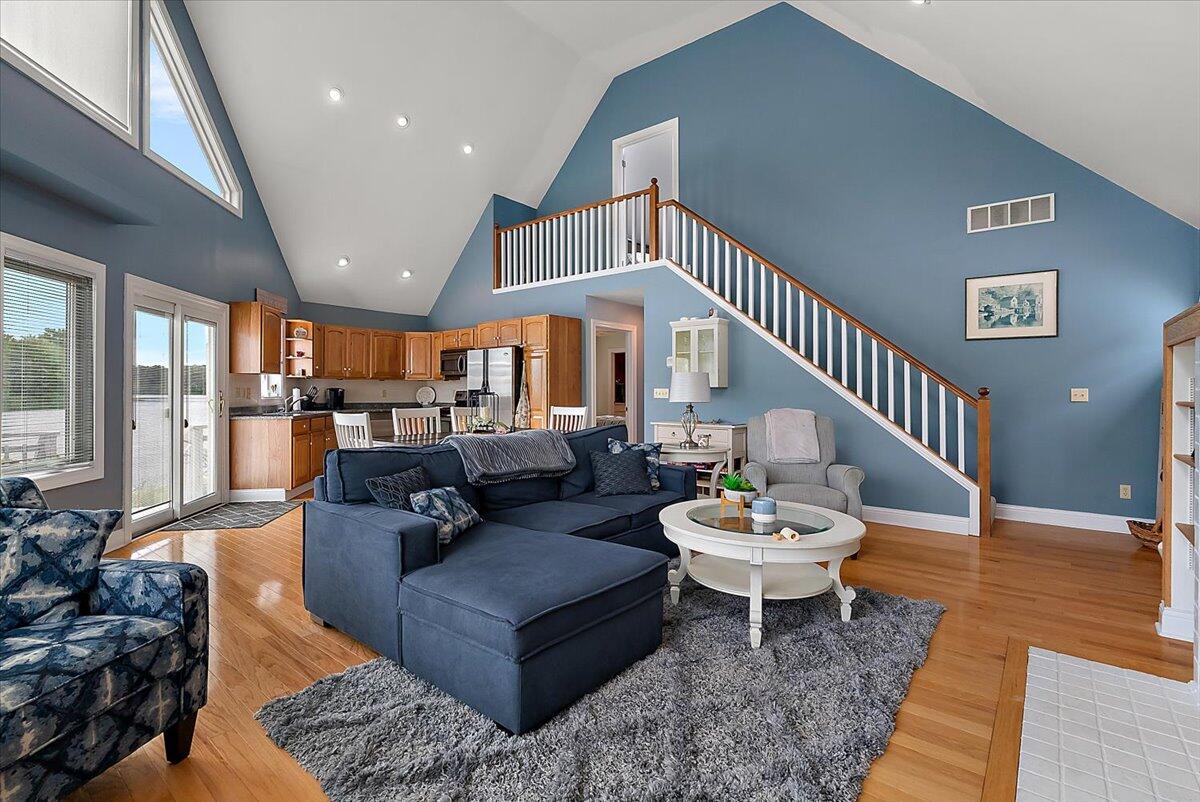 2201 Riverside Pointe Drive St. Joseph, MI 49085 - Photo 6 of 35 06-2201 Riverside Pointe Dr-35