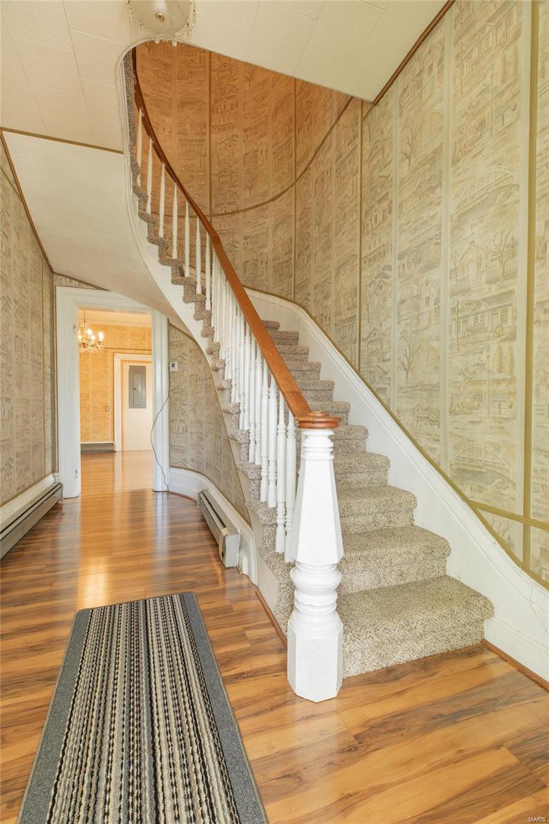 214 Fourth Street Carrollton, IL 62016 - Photo 13 of 38