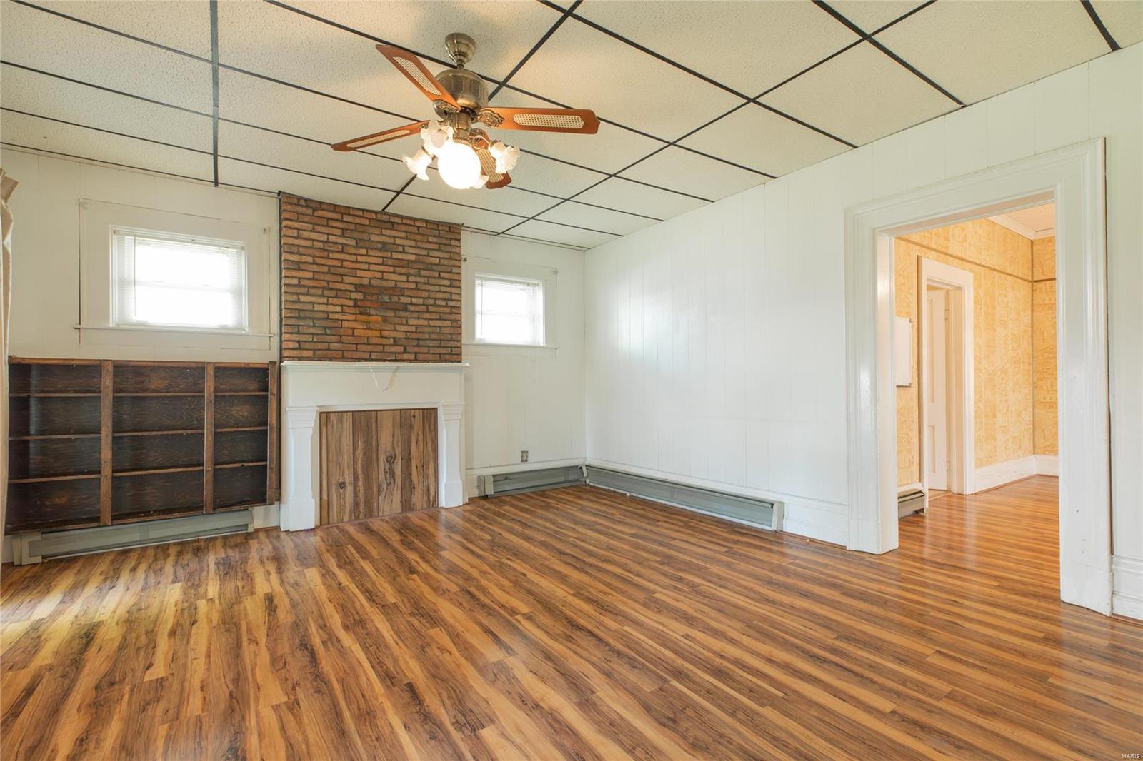 214 Fourth Street Carrollton, IL 62016 - Photo 17 of 38