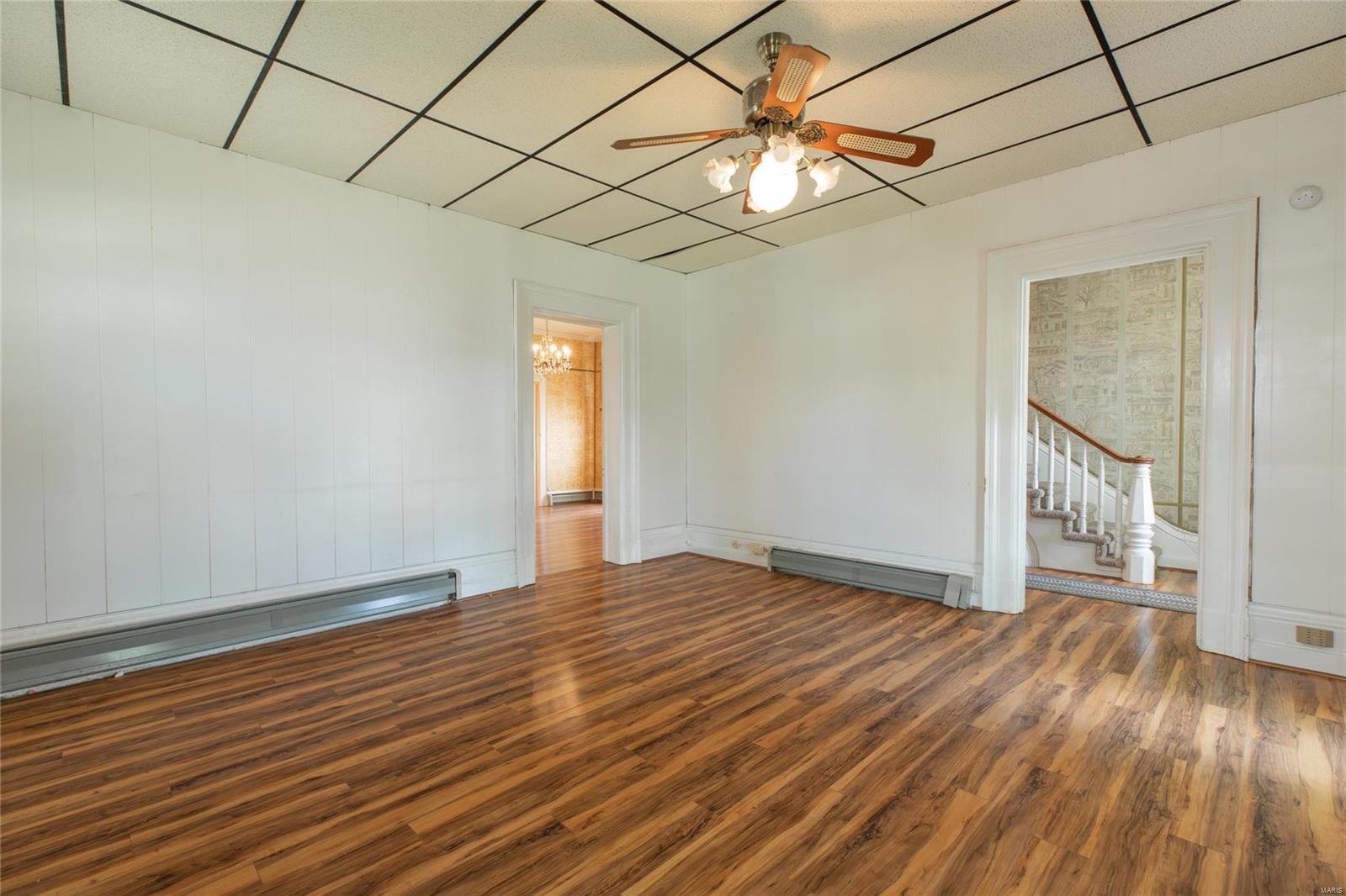 214 Fourth Street Carrollton, IL 62016 - Photo 18 of 38