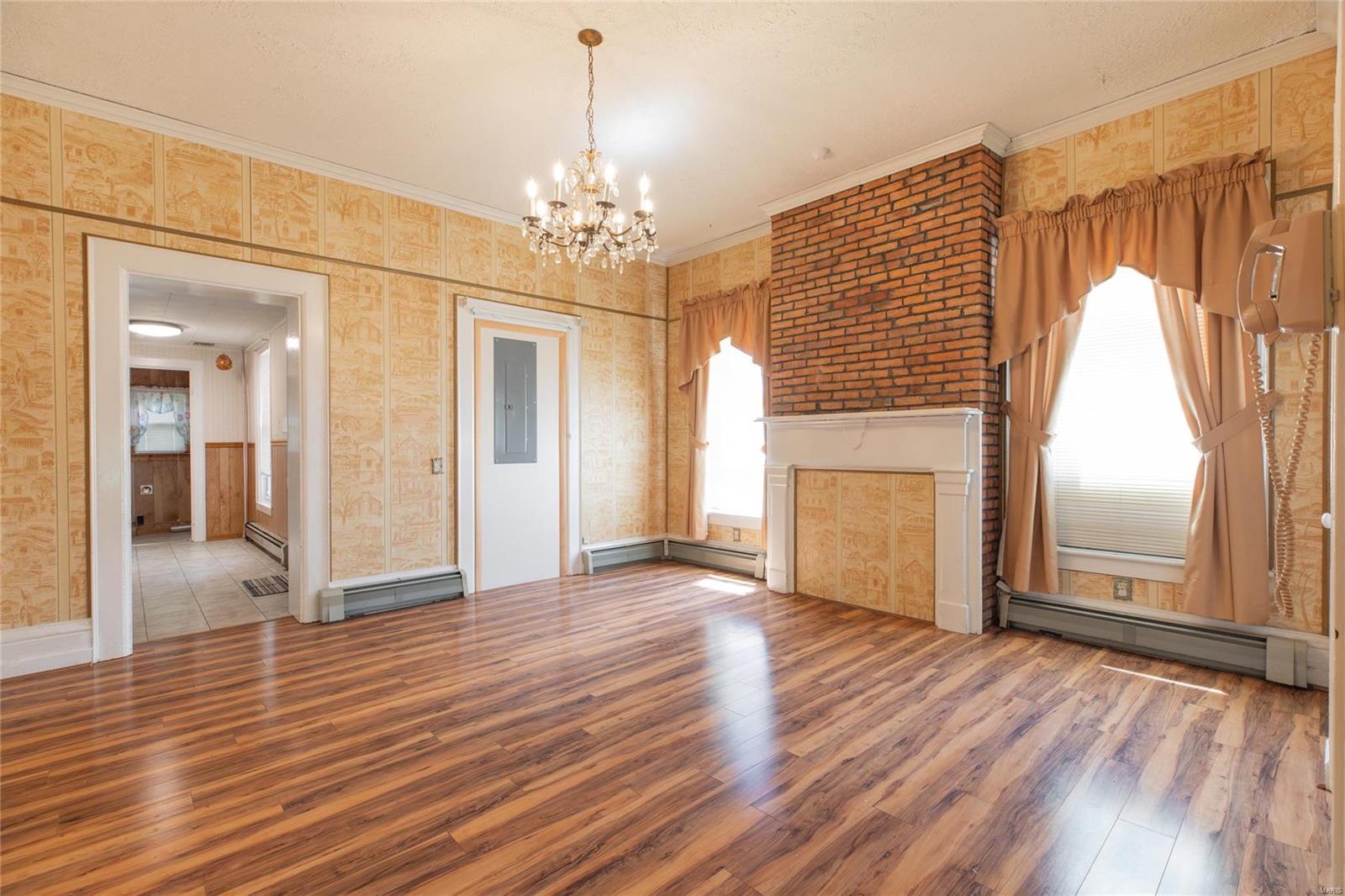 214 Fourth Street Carrollton, IL 62016 - Photo 19 of 38