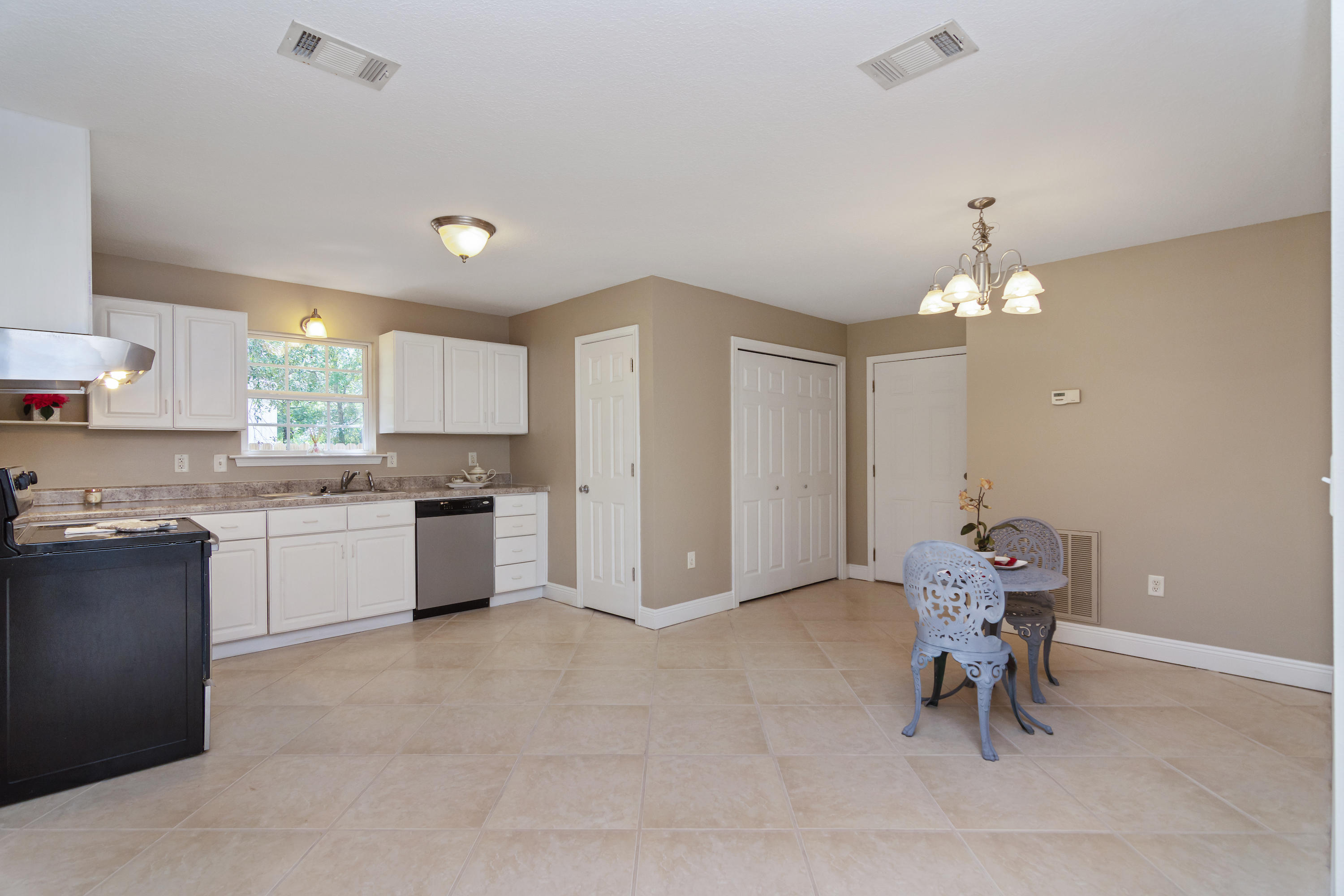 4255 Harielson Road Crestview, FL 32539 - Photo 14 of 29 Gallery Image 14