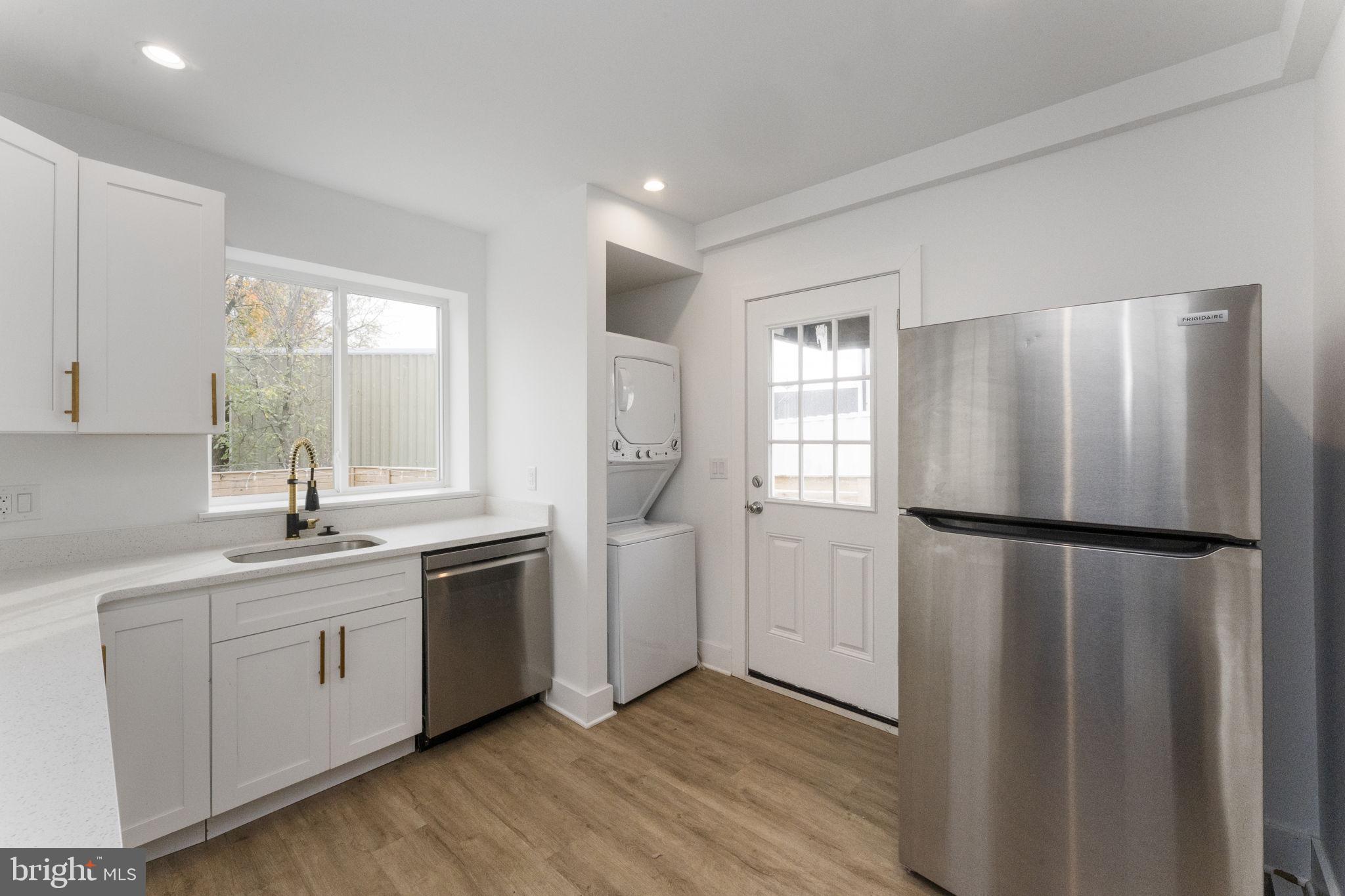 7707 Ridge Avenue Philadelphia, PA 19128 - Photo 6 of 12 Gallery Image 6