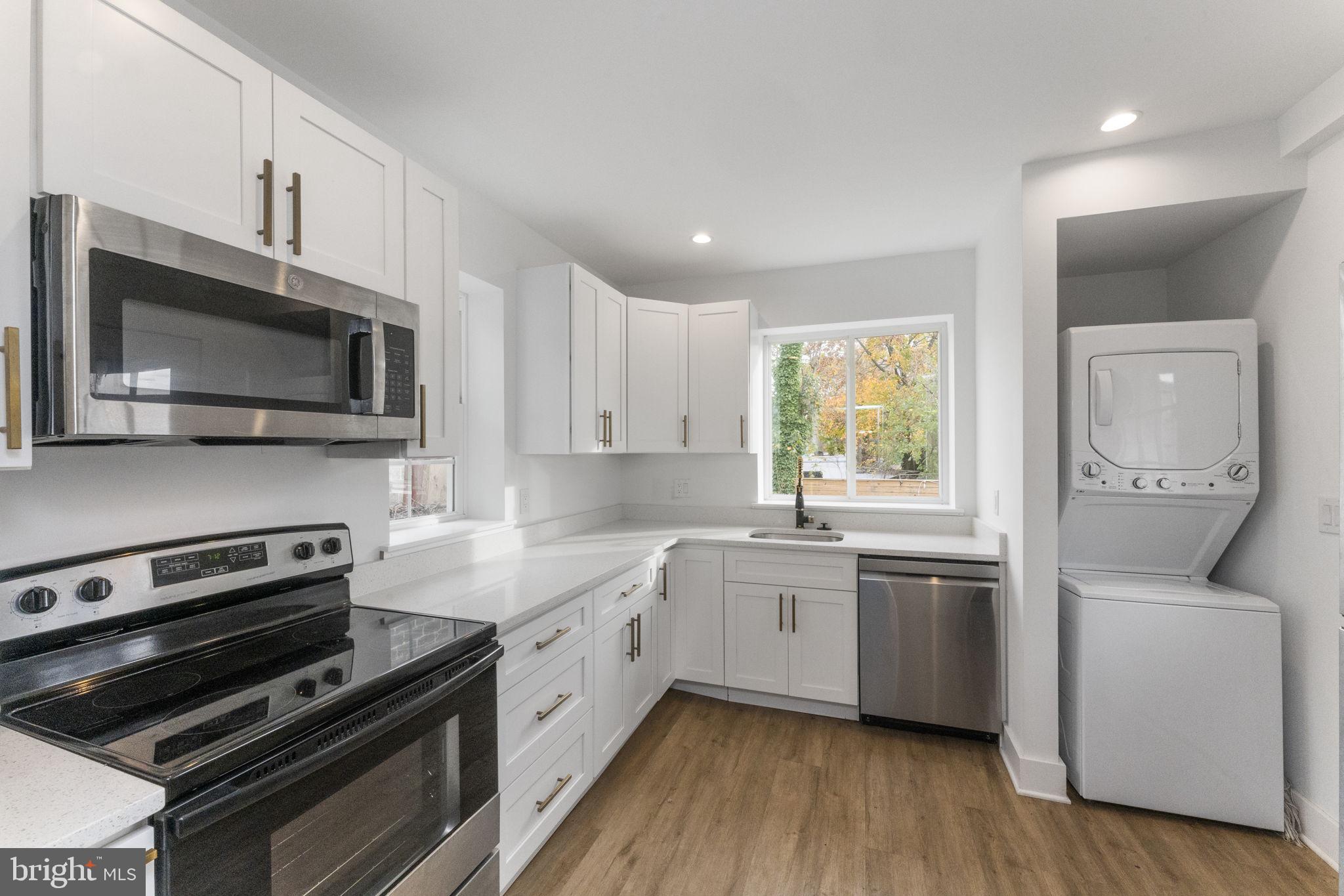 7707 Ridge Avenue Philadelphia, PA 19128 - Photo 7 of 12 Gallery Image 7