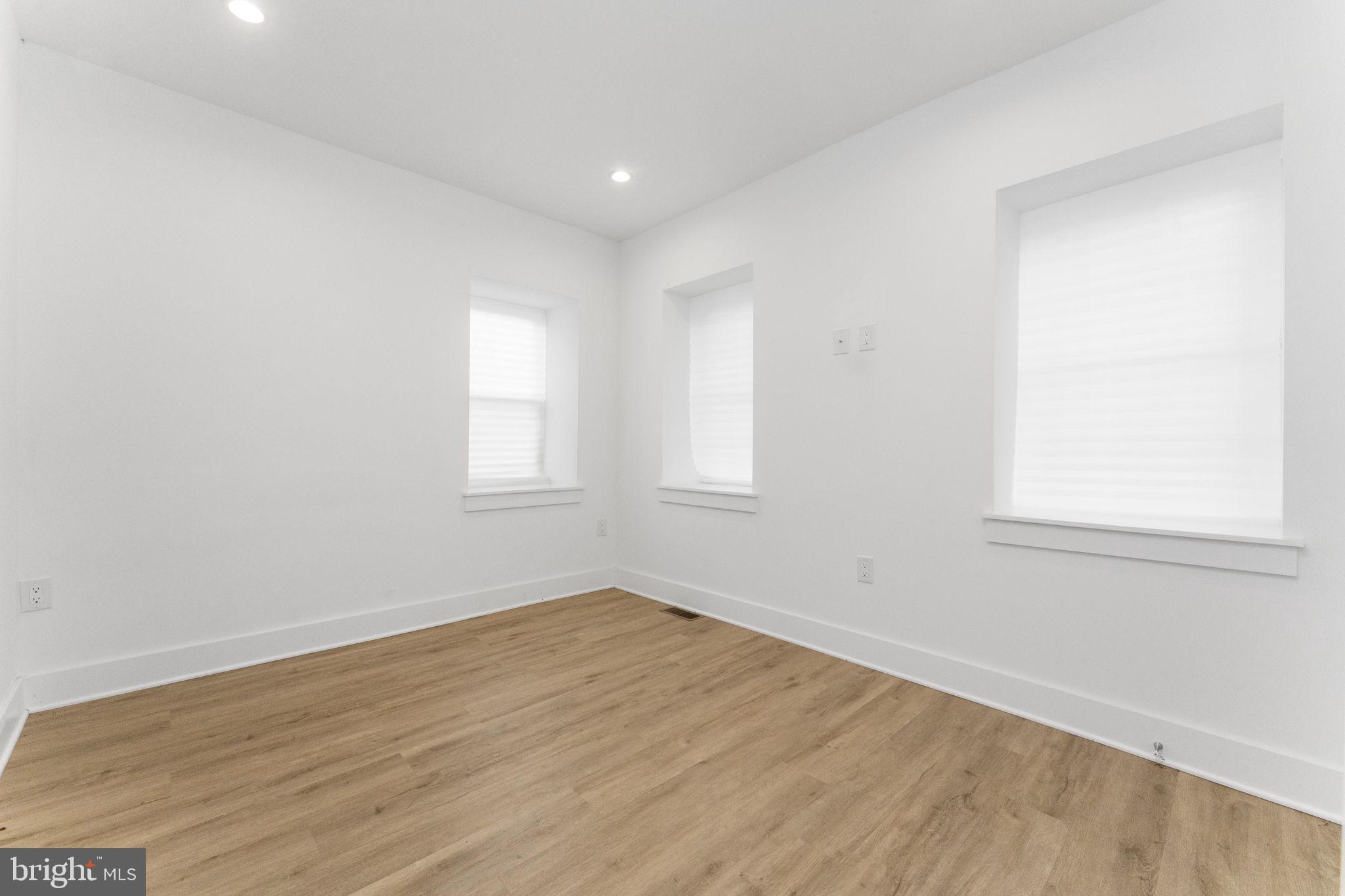 7707 Ridge Avenue Philadelphia, PA 19128 - Photo 10 of 12 Gallery Image 10