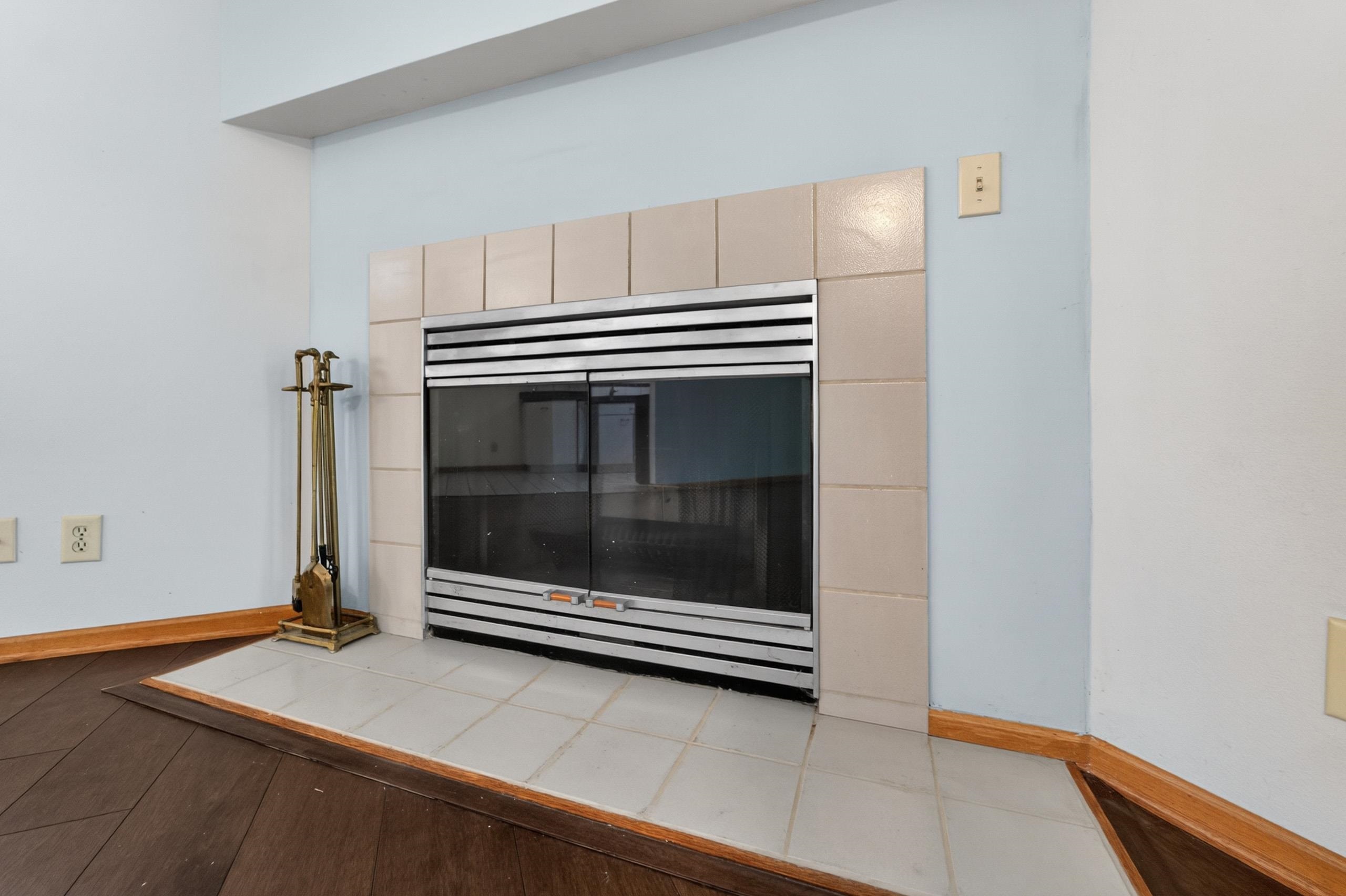 5548 Century, Unit 4 Middleton, WI 53562 - Photo 7 of 27