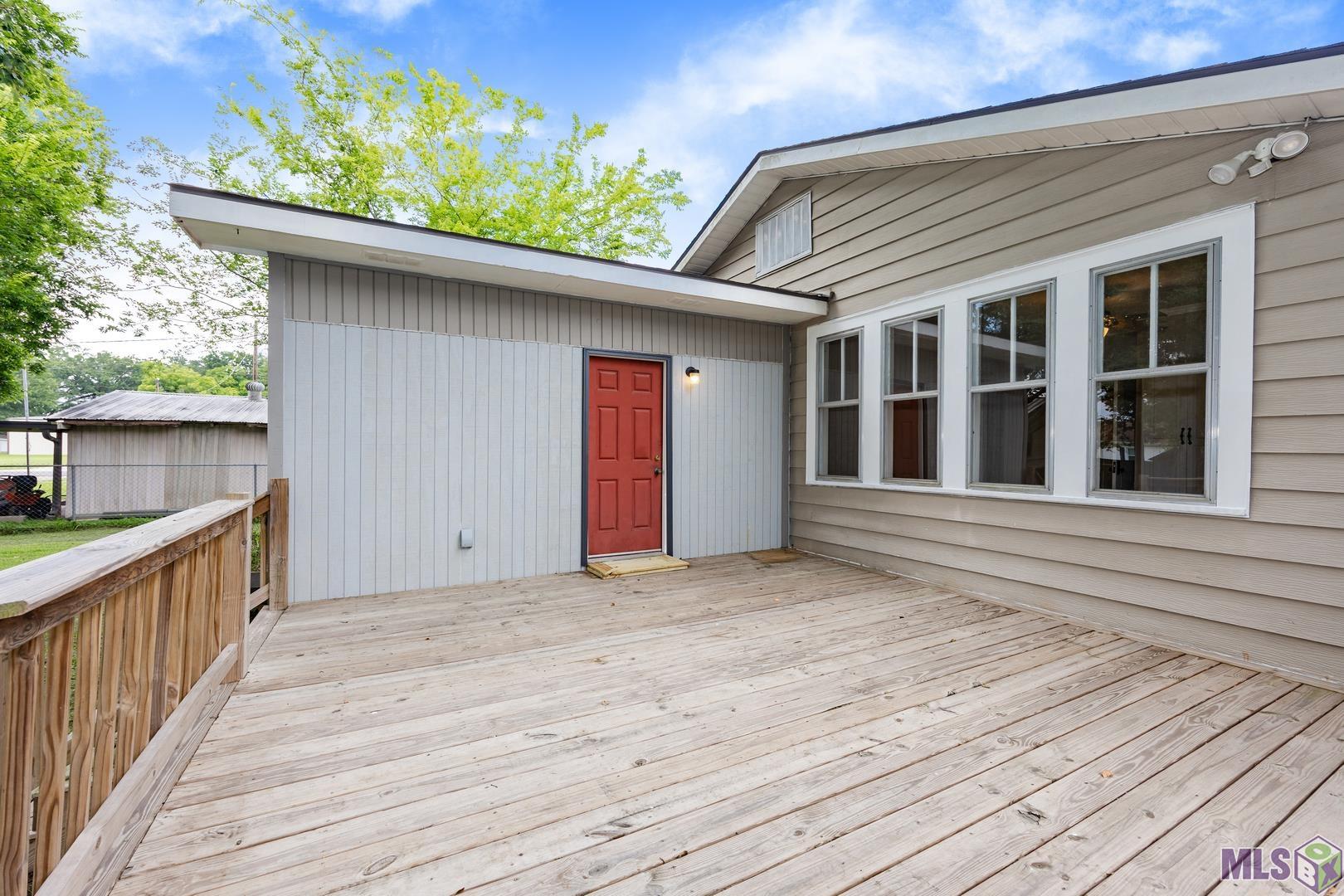 137 4th Street Port Allen, LA 70767 - Photo 18 of 26