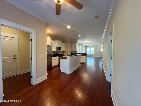 $2,300 | 1211 Daisy Court, Holly Ridge, NC 28445