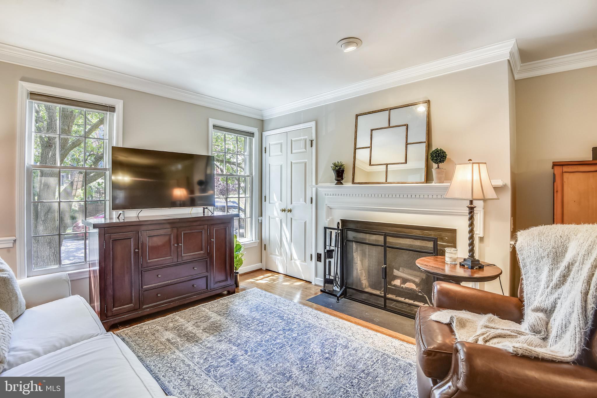 1239 Portner Road Alexandria, VA 22314 - Photo 3 of 73 Enter the side door into the sunny living room