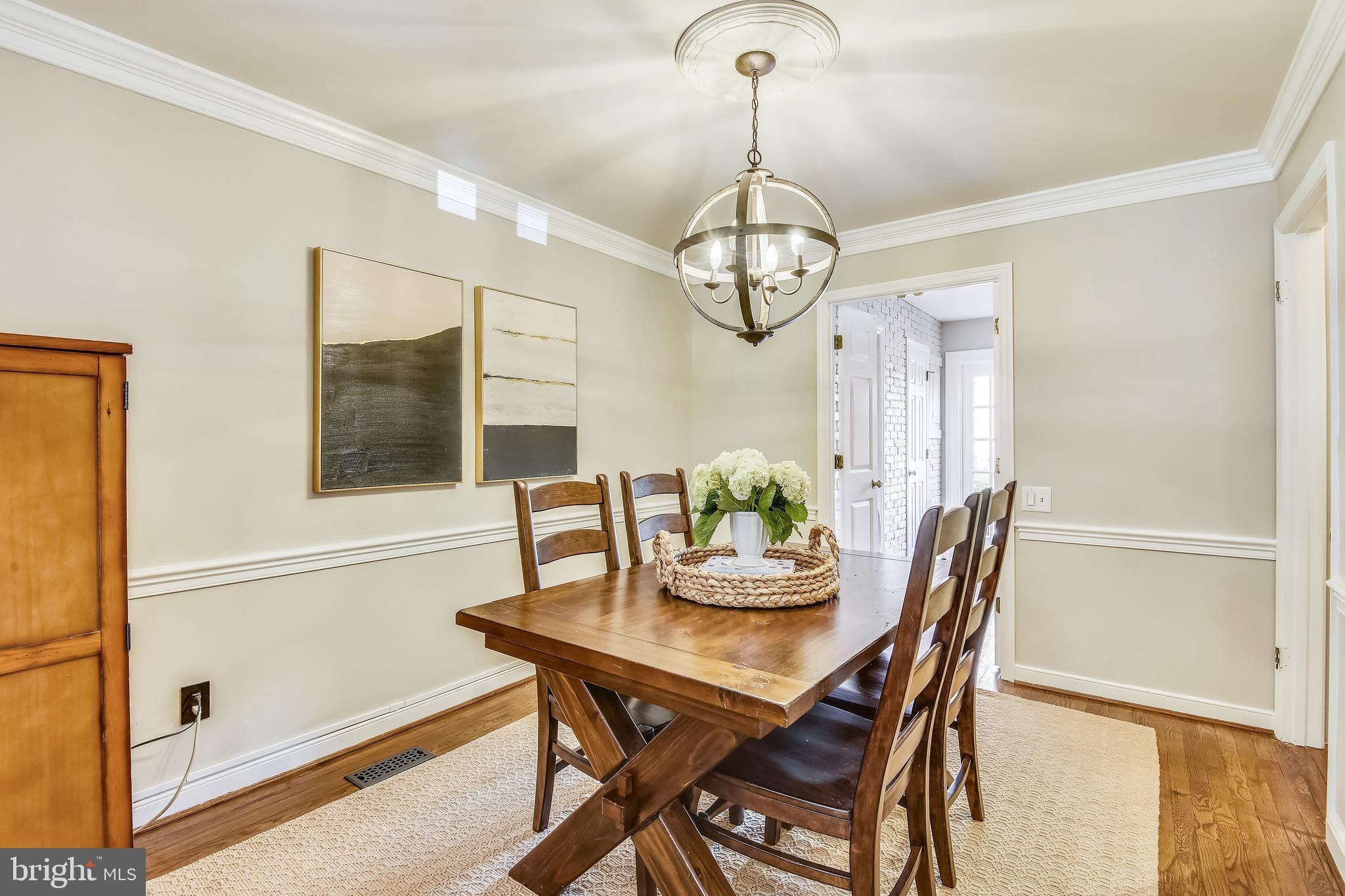 1239 Portner Road Alexandria, VA 22314 - Photo 7 of 73 Plenty of space for a large dining room table