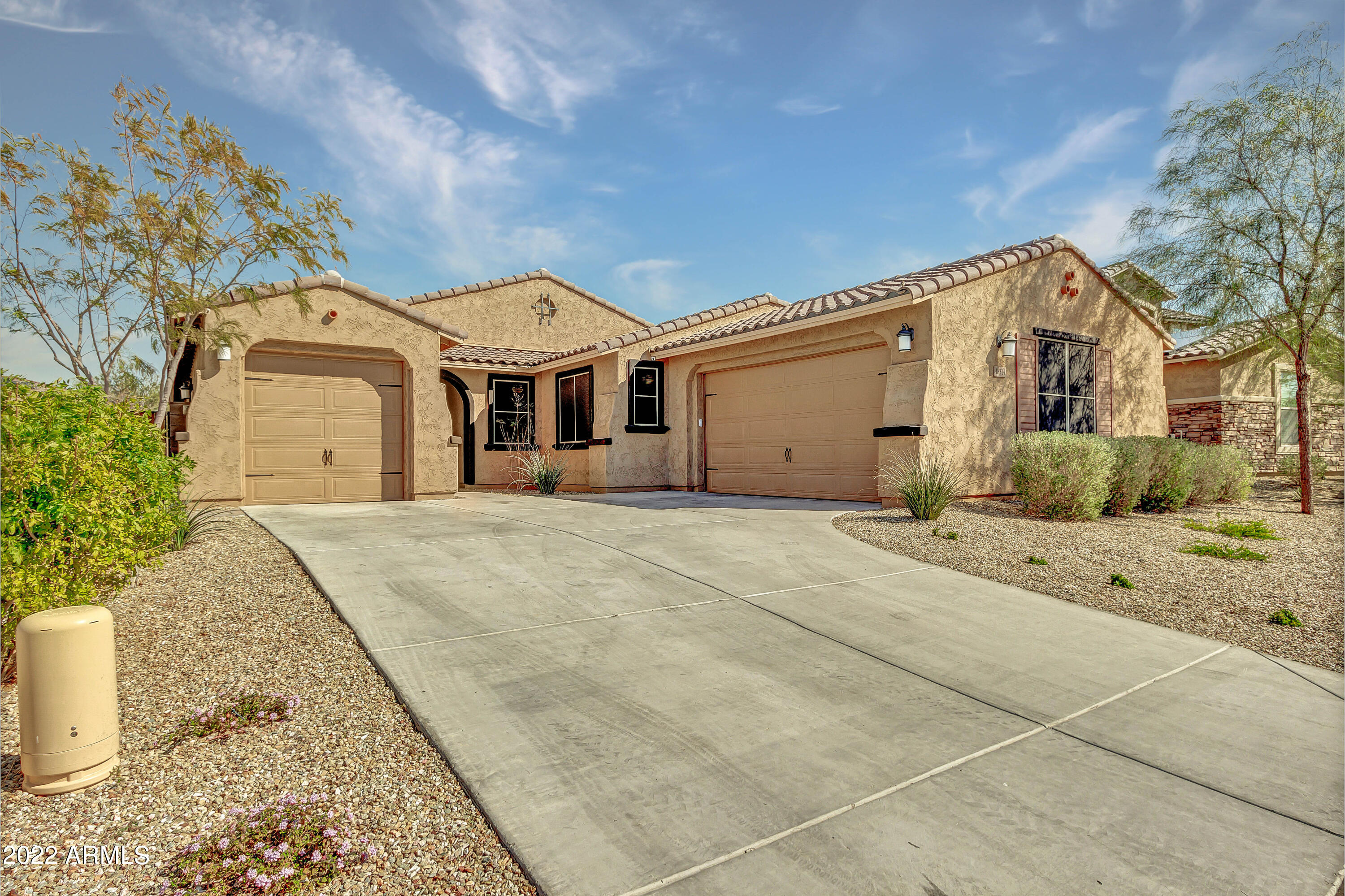 18314 W Raven Rd-3