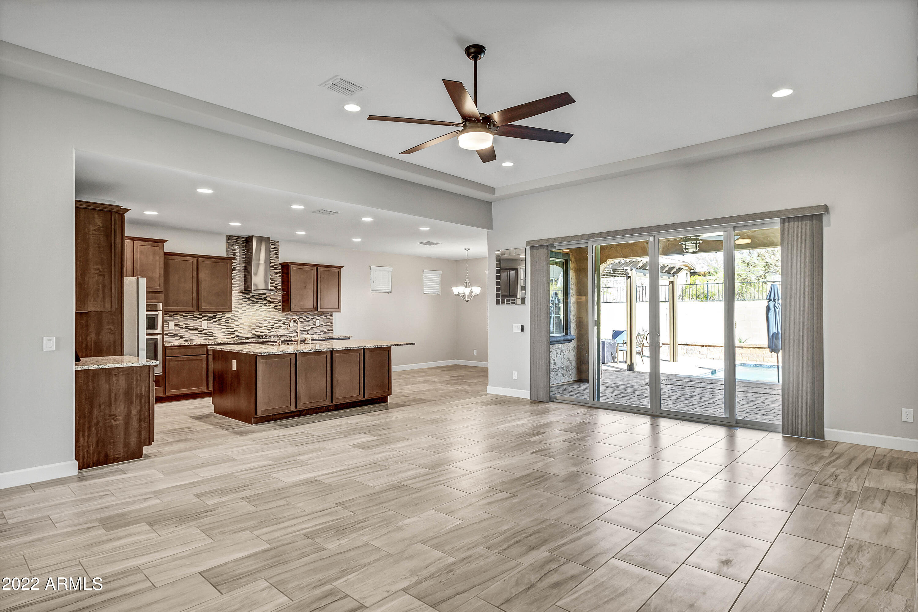 18314 West Raven Road Goodyear, AZ 85338 - Photo 23 of 49 18314 W Raven Rd-23