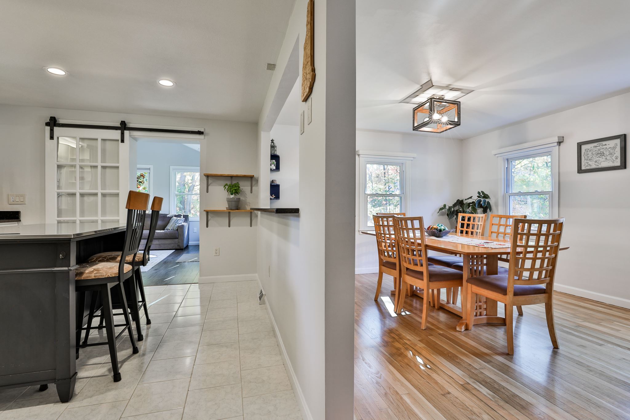 47 Wethersfield Road Nashua, NH 03062 - Photo 11 of 38