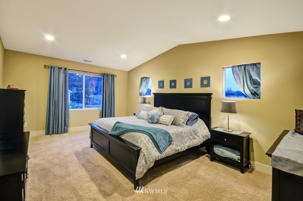 4918 Southeast 2nd Place Renton, WA 98059 - Photo 11 of 21