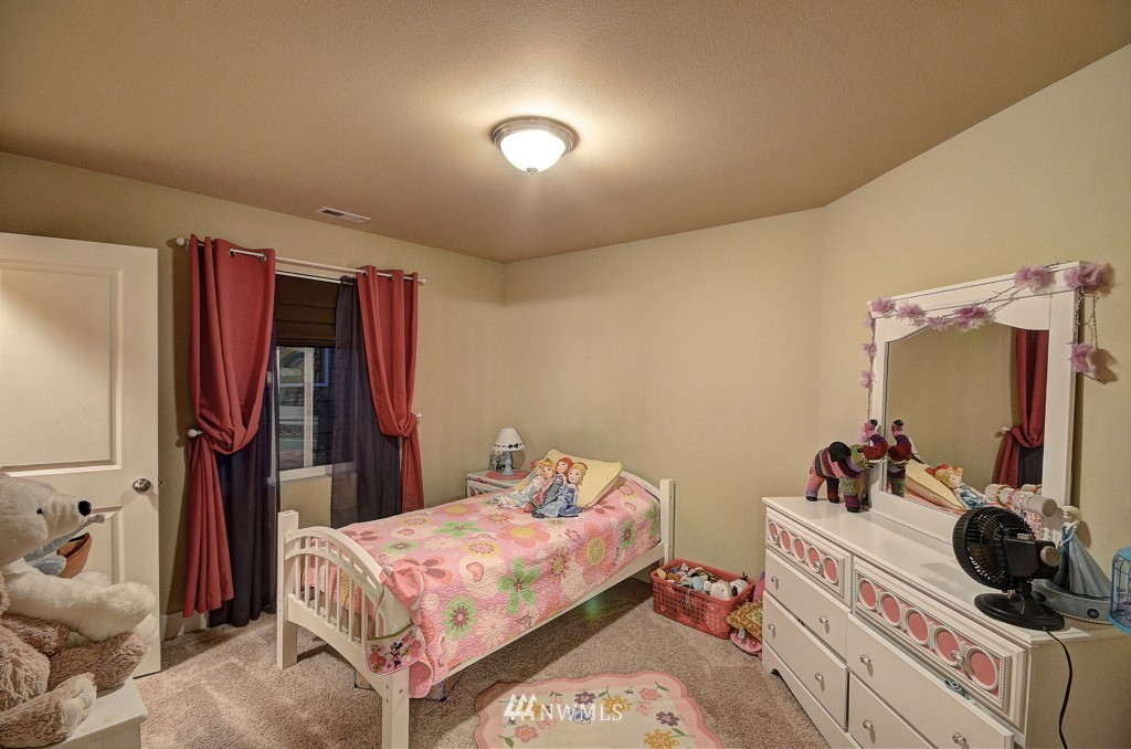 4918 Southeast 2nd Place Renton, WA 98059 - Photo 13 of 21
