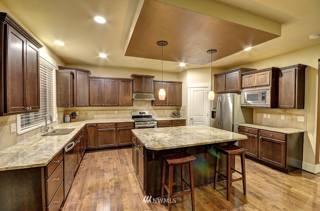 4918 Southeast 2nd Place Renton, WA 98059 - Photo 8 of 21