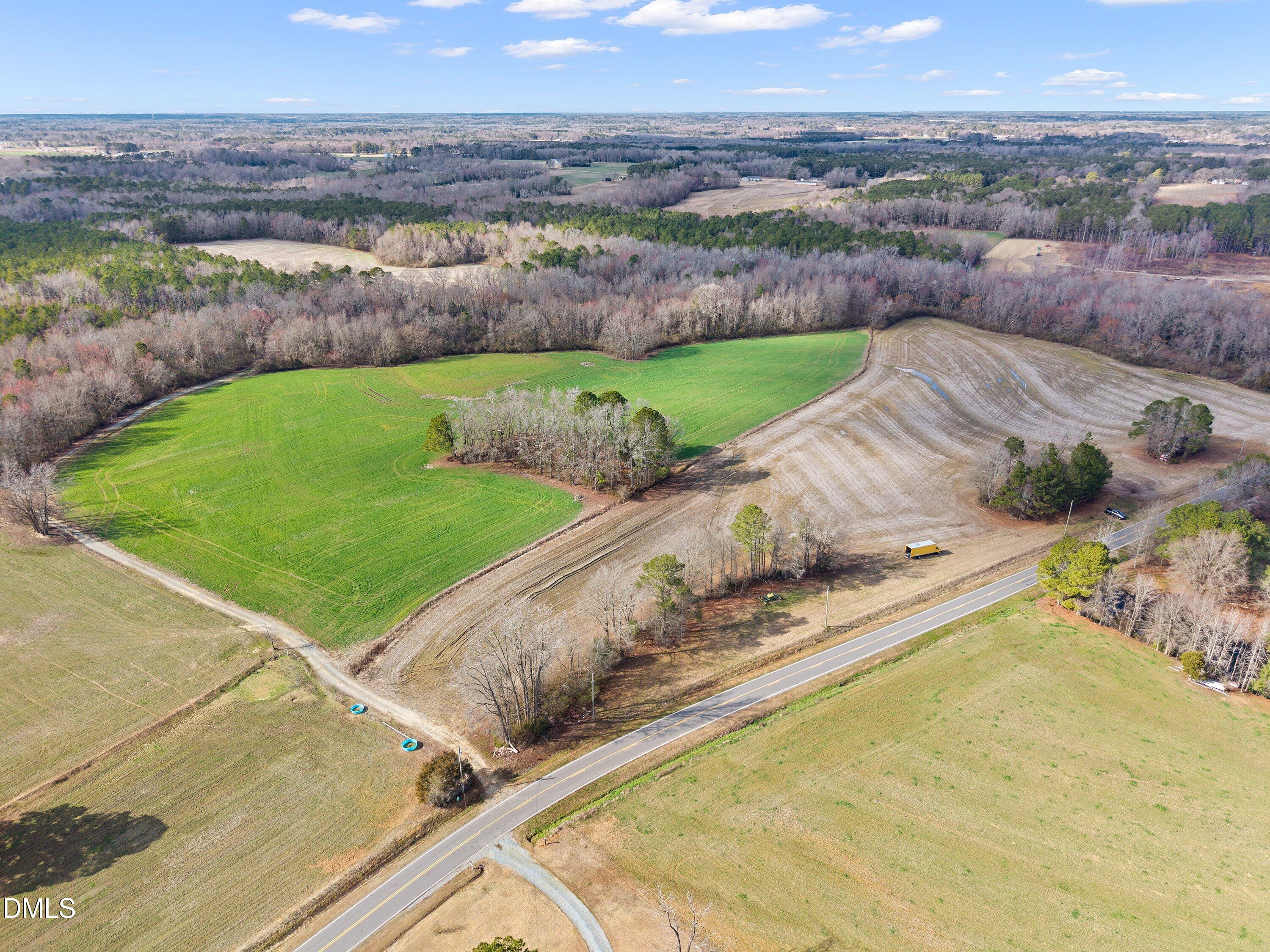 536 White Oak Road Four Oaks, NC 27524 - Photo 8 of 32 02-536 White Oak Rd