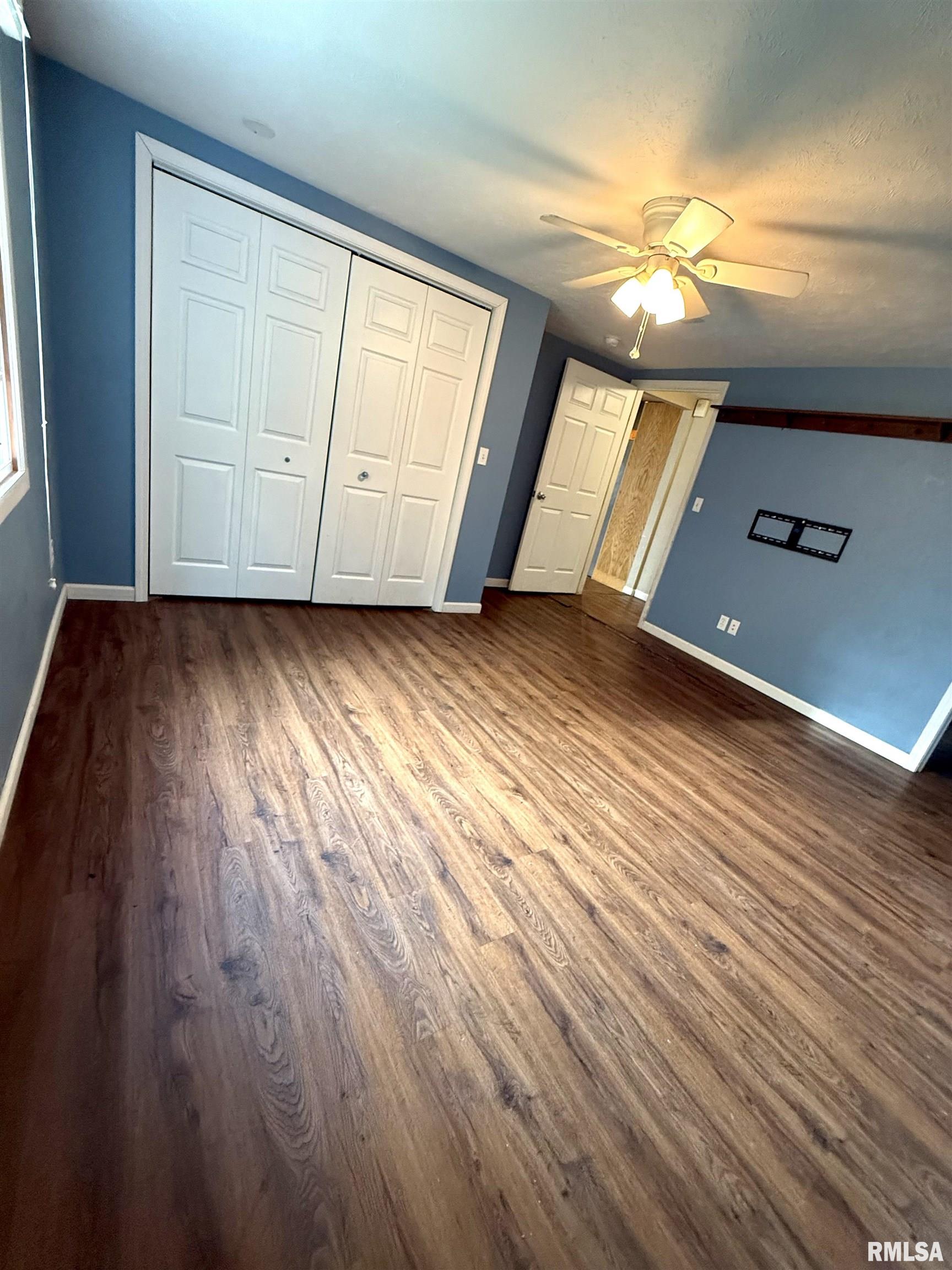 107 Bevard Street Cambria, IL 62918 - Photo 7 of 18