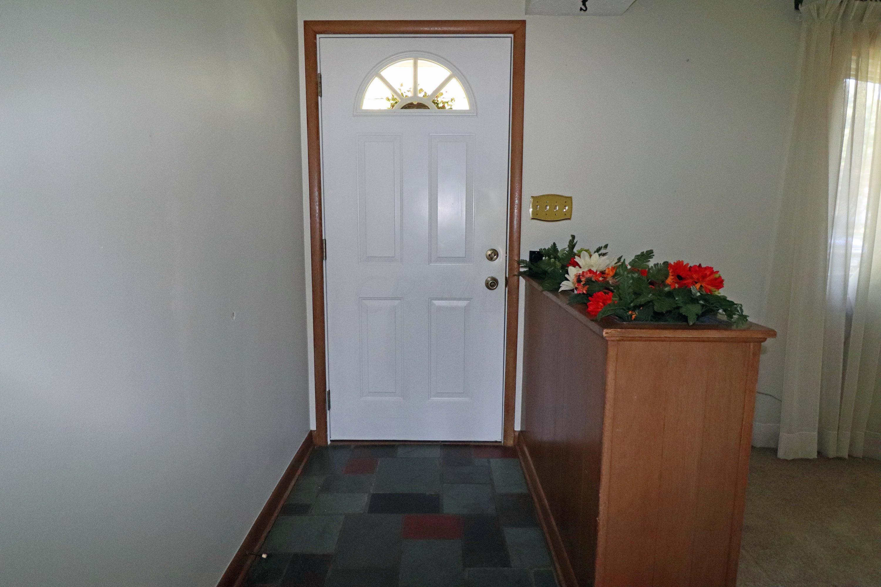 2610 Jordan Road Columbus, OH 43231 - Photo 2 of 37 Gallery Image 2