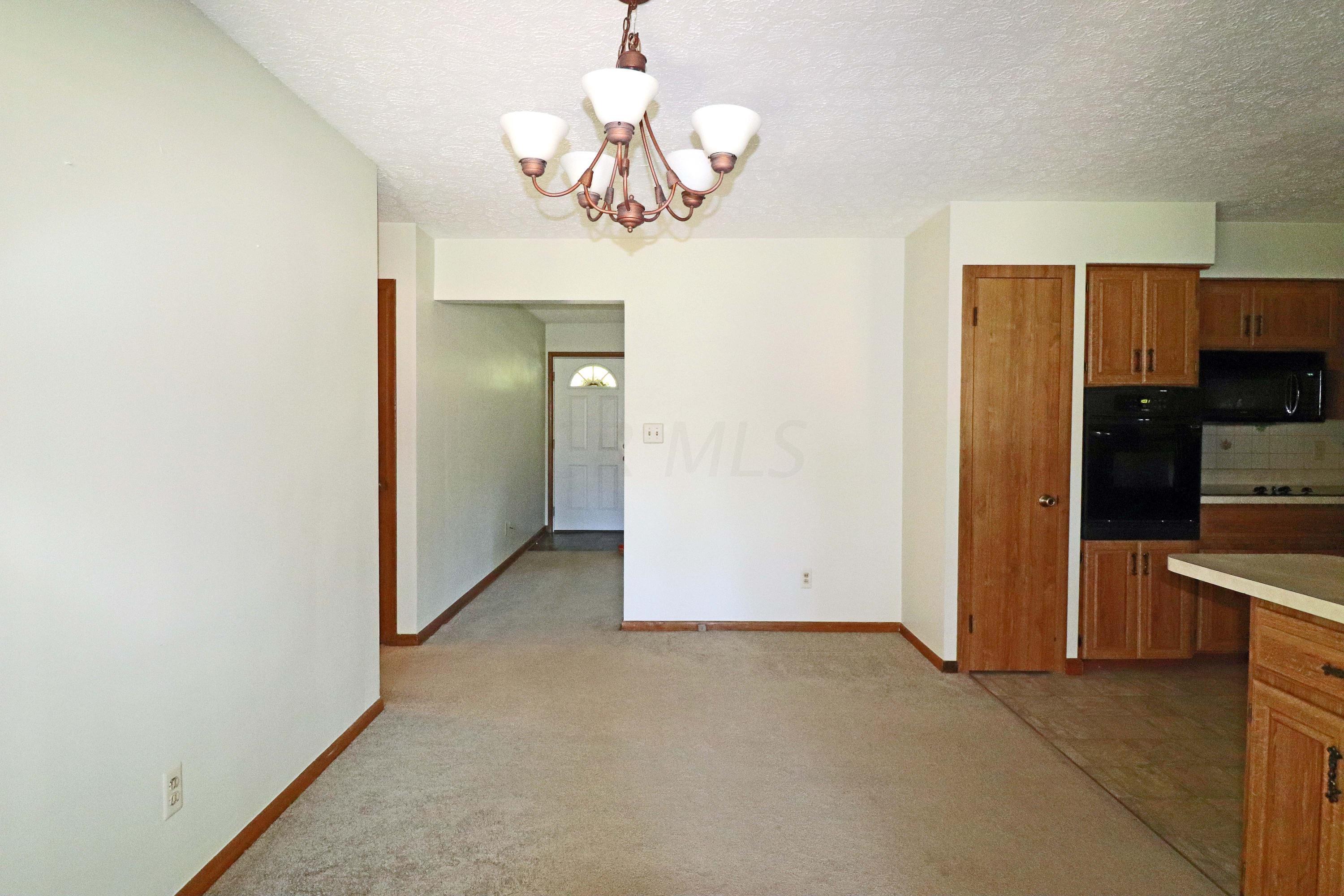 2610 Jordan Road Columbus, OH 43231 - Photo 7 of 37 Gallery Image 7