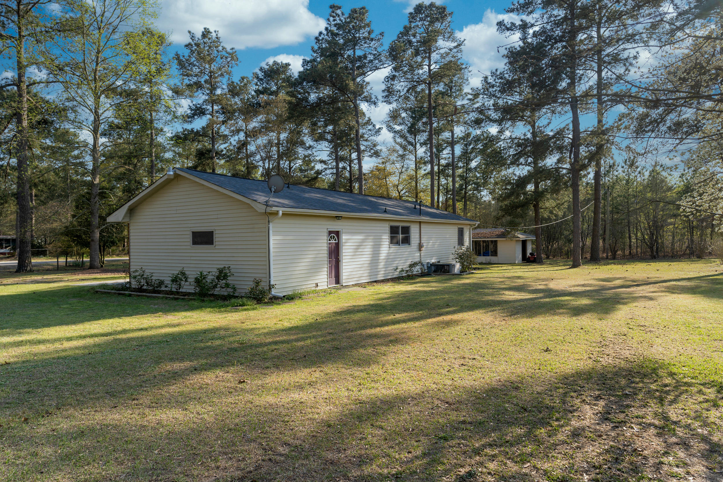 144 Hopkins Road Rockingham, NC 28379 - Photo 16 of 44 DSC06961