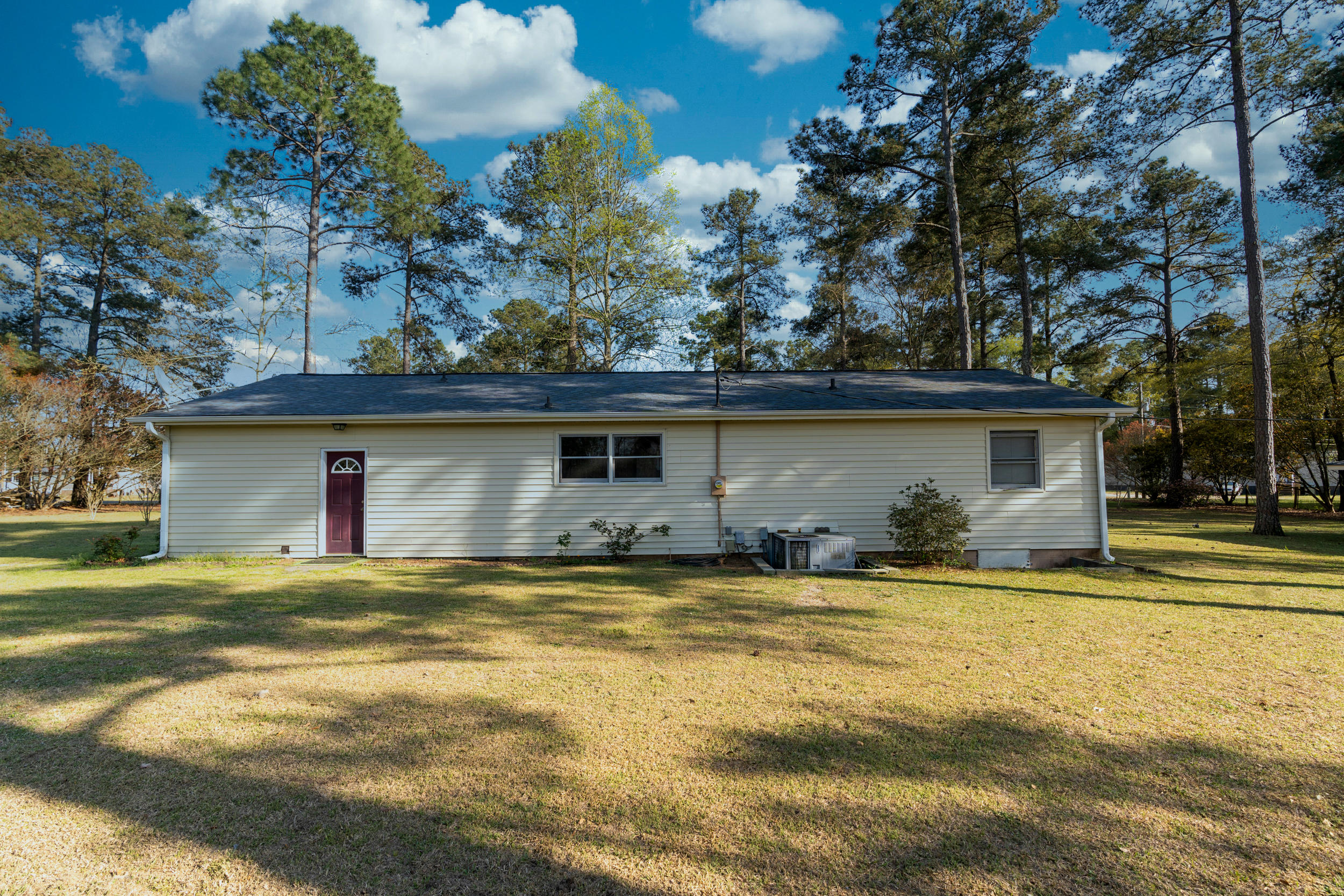 144 Hopkins Road Rockingham, NC 28379 - Photo 17 of 44 DSC06962
