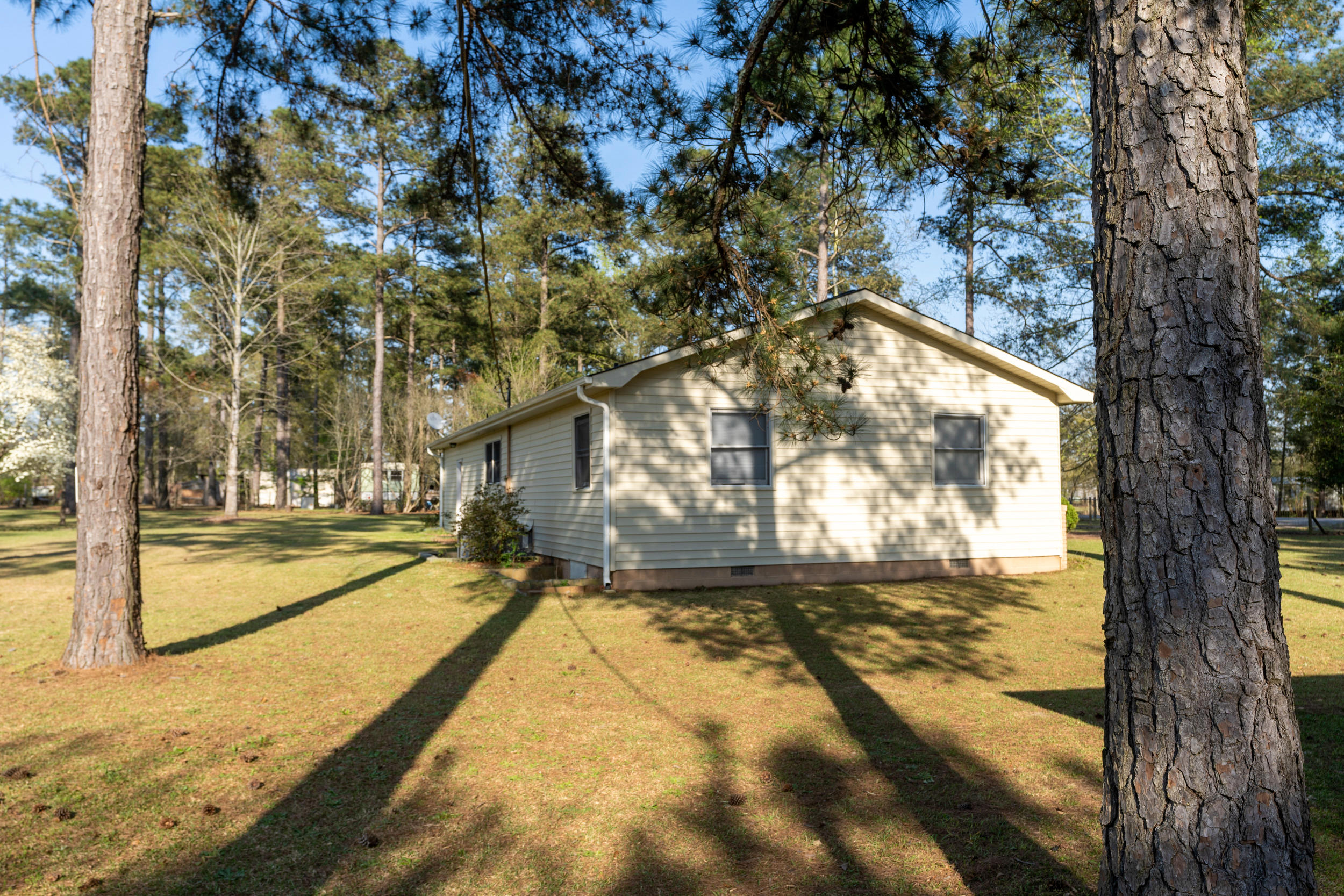 144 Hopkins Road Rockingham, NC 28379 - Photo 18 of 44 DSC06963