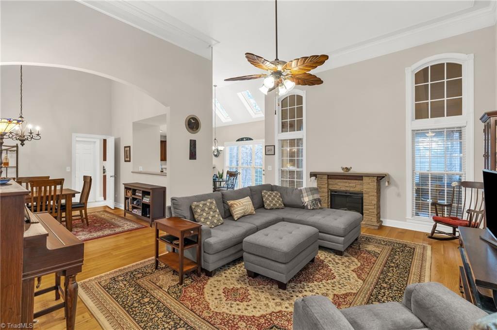 4506 Calabria Court High Point, NC 27265 - Photo 4 of 31