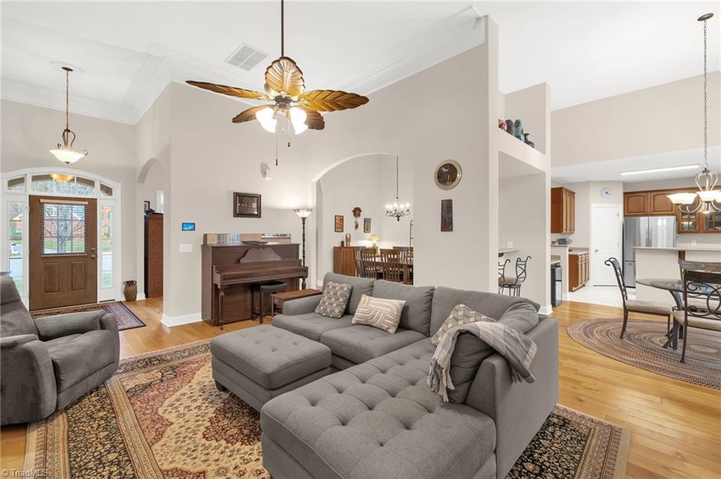 4506 Calabria Court High Point, NC 27265 - Photo 5 of 31