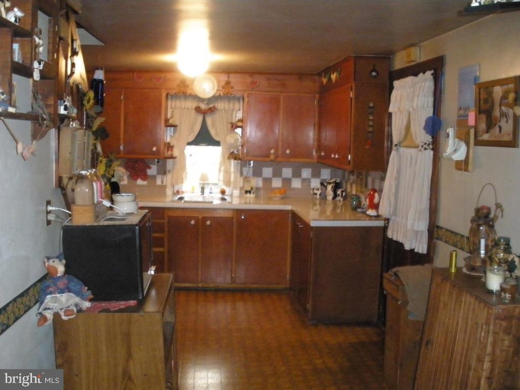 450 Sandy Hill Road Denver, PA 17517 - Photo 2 of 9