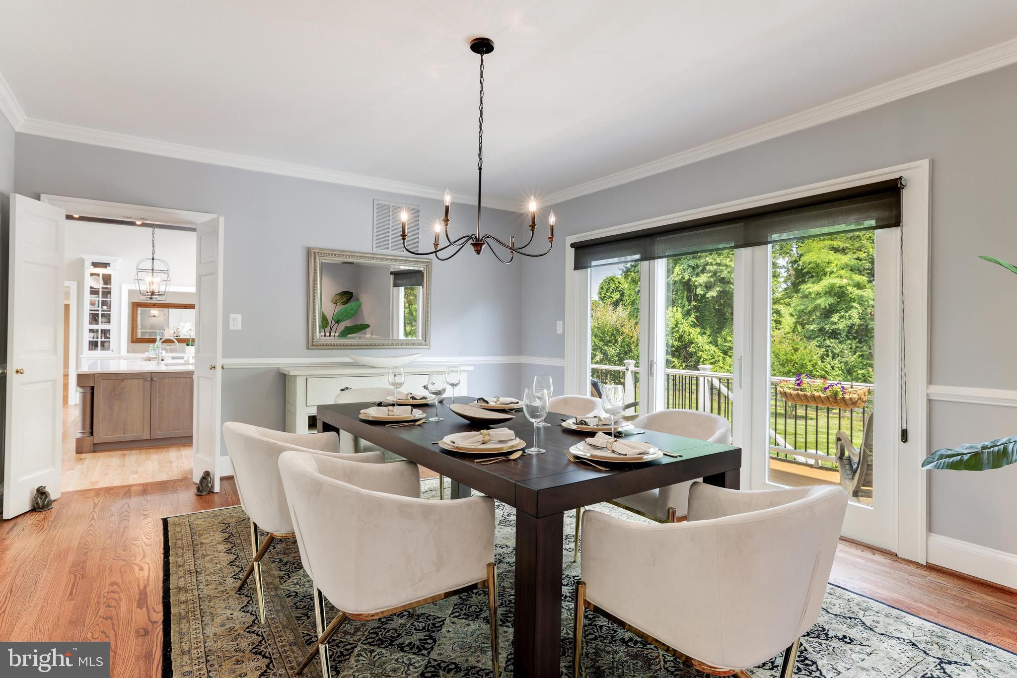 319 Seneca Road Great Falls, VA 22066 - Photo 19 of 97