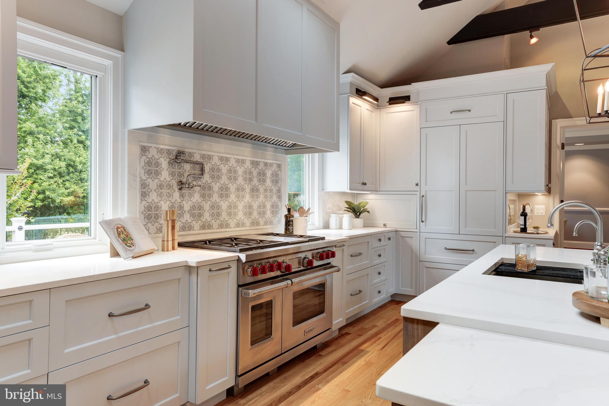 319 Seneca Road Great Falls, VA 22066 - Photo 33 of 97