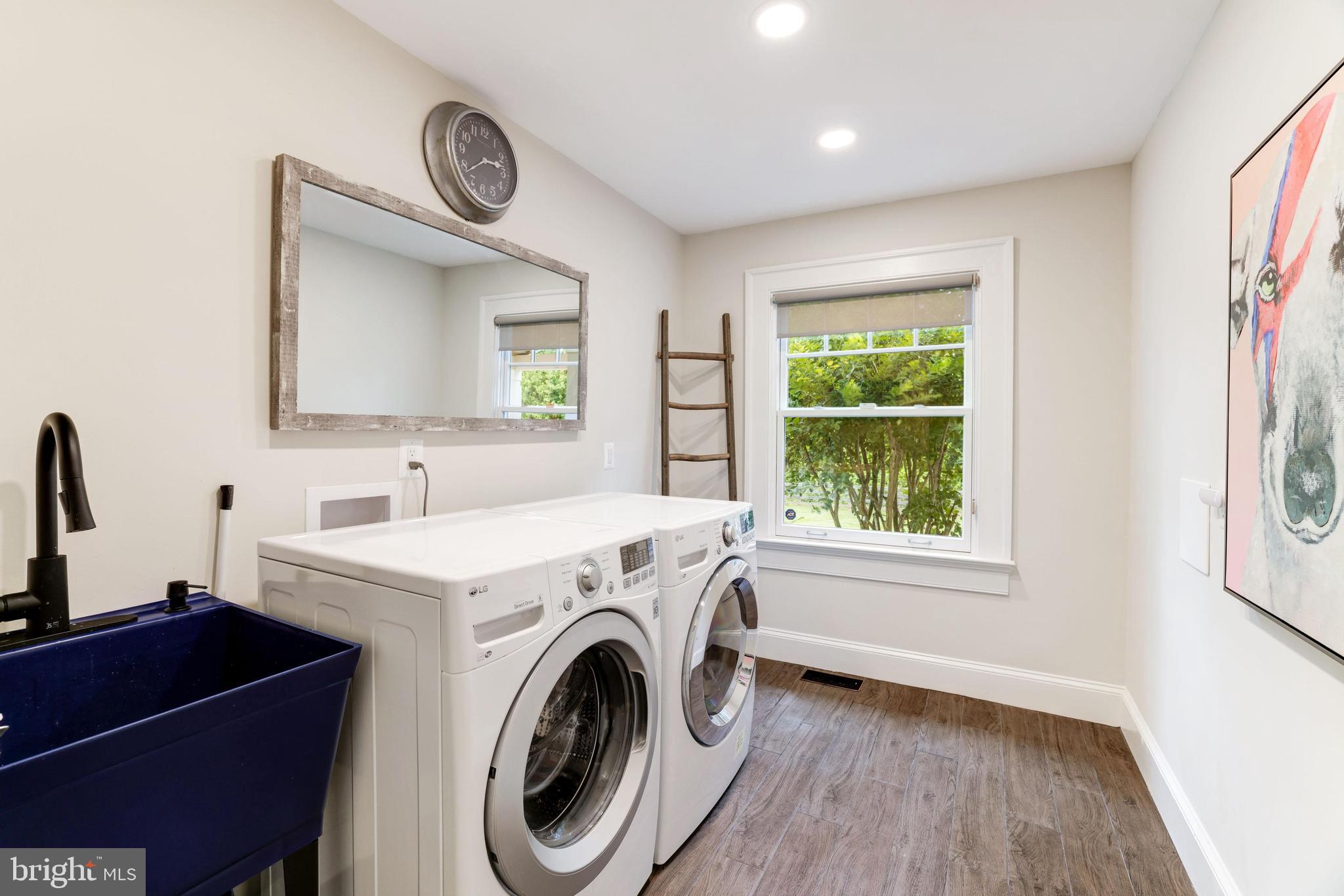 319 Seneca Road Great Falls, VA 22066 - Photo 39 of 97