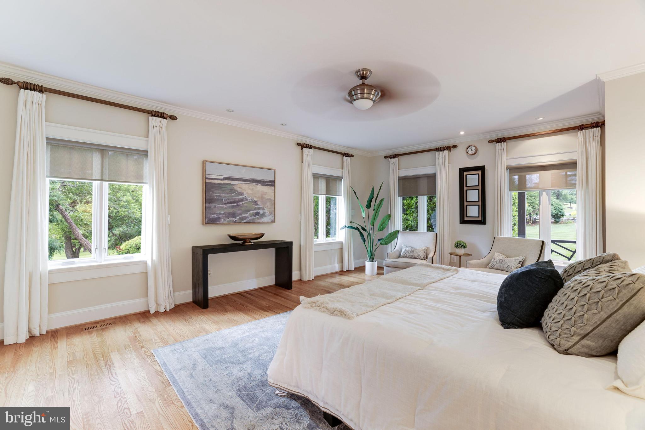 319 Seneca Road Great Falls, VA 22066 - Photo 40 of 97