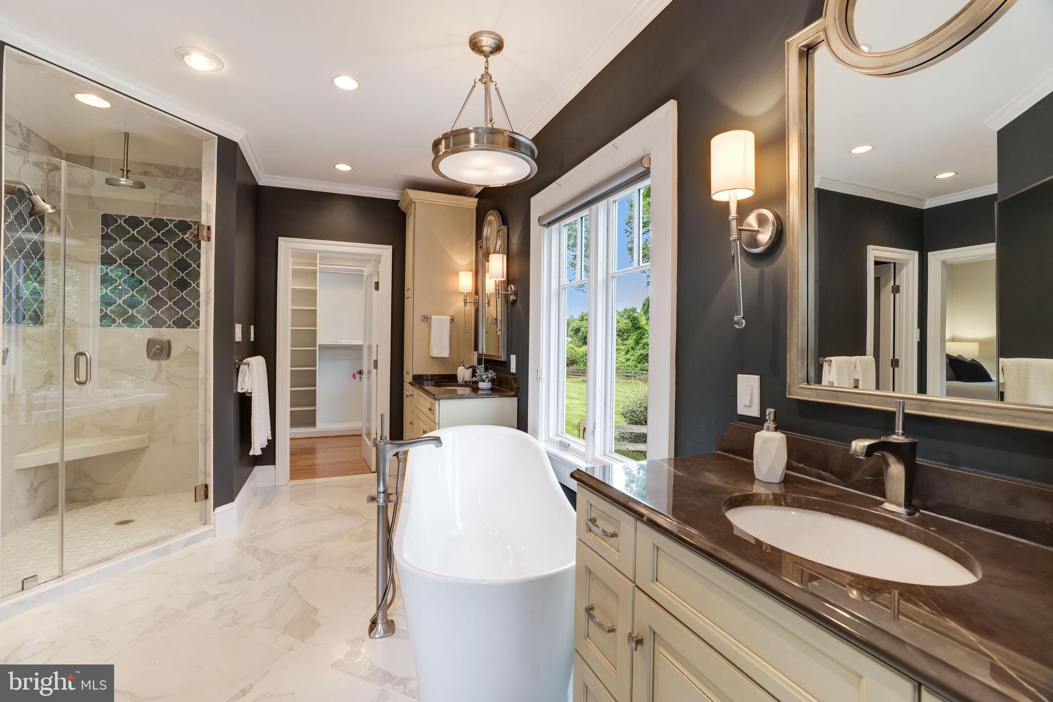 319 Seneca Road Great Falls, VA 22066 - Photo 44 of 97