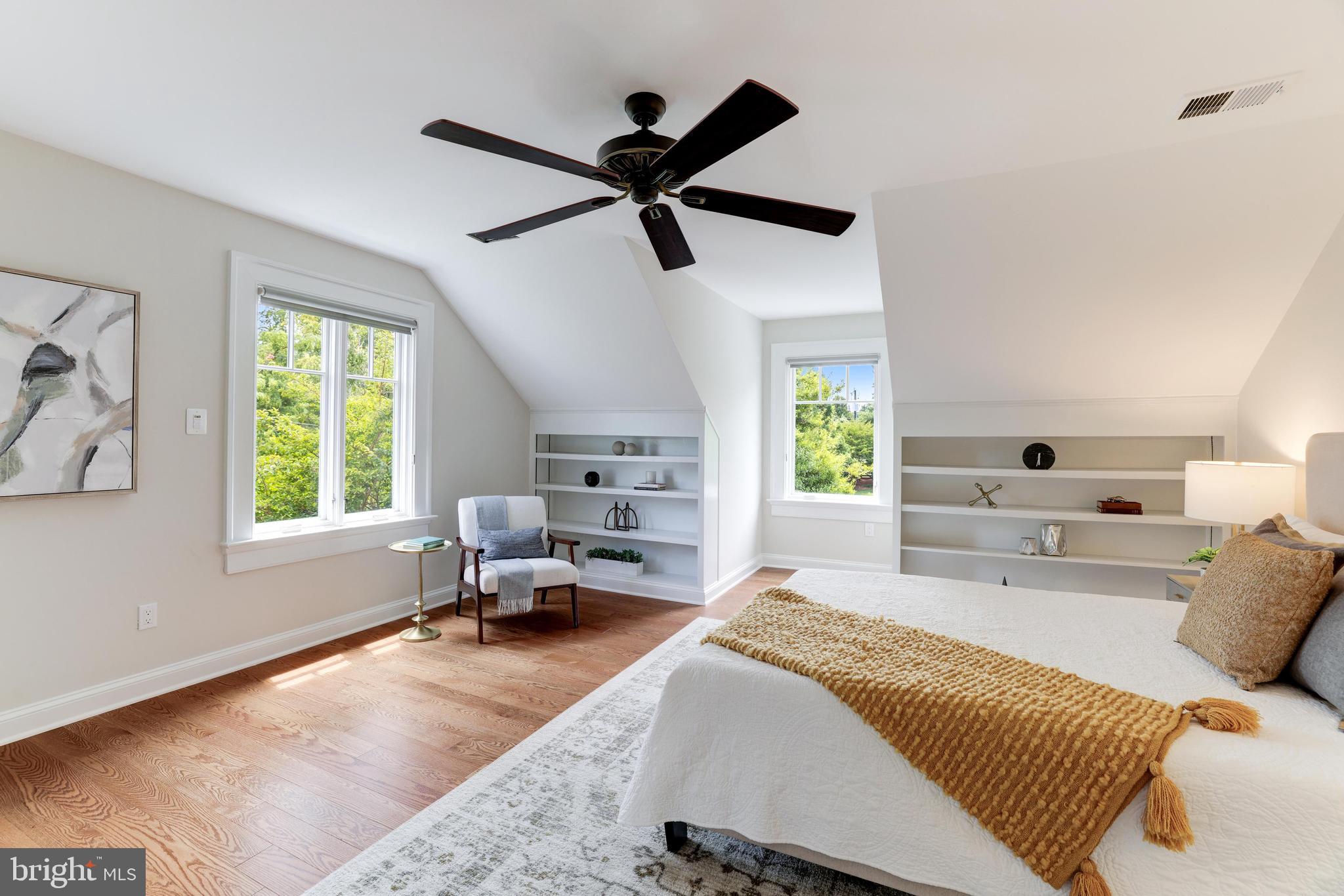 319 Seneca Road Great Falls, VA 22066 - Photo 47 of 97