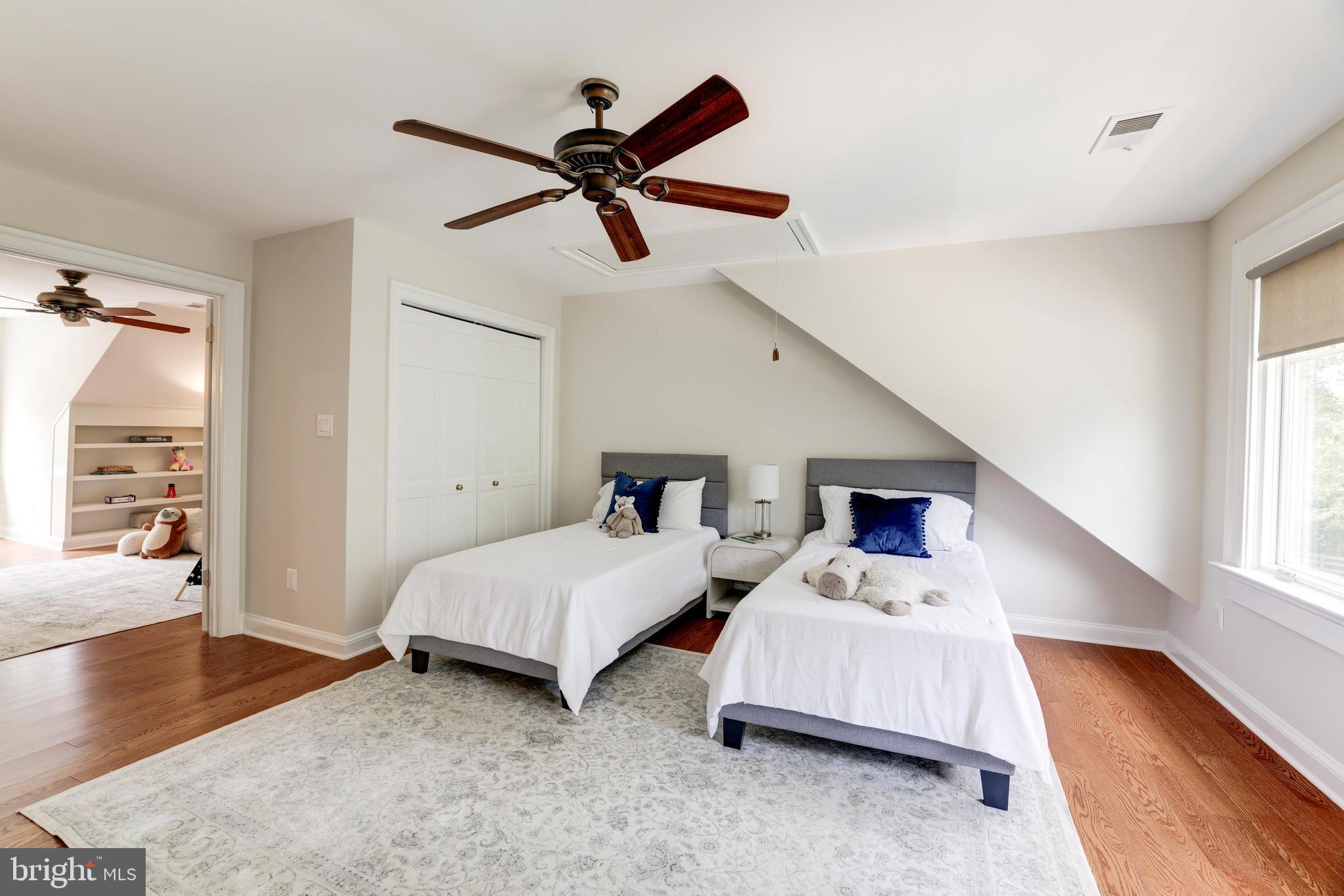 319 Seneca Road Great Falls, VA 22066 - Photo 55 of 97