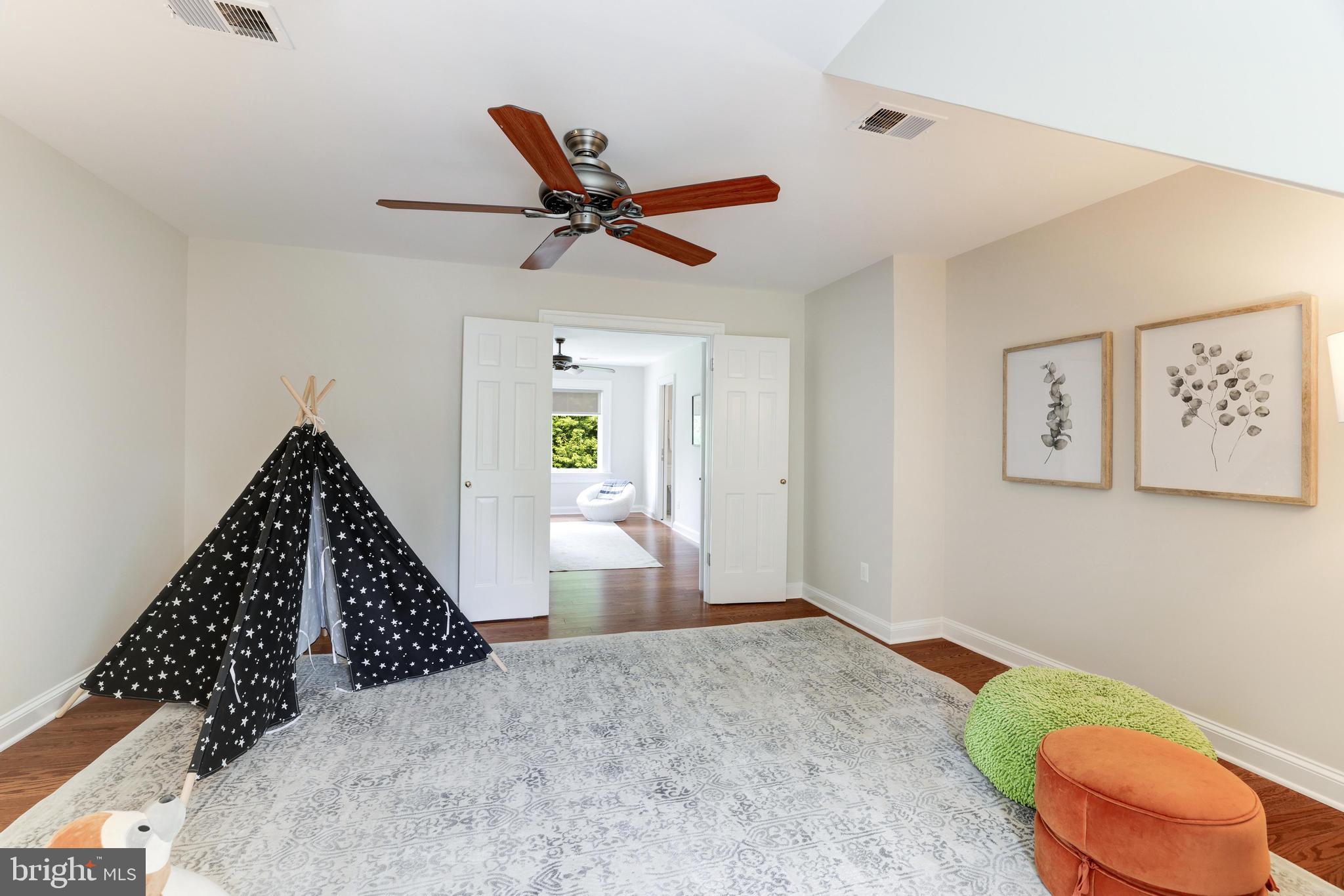 319 Seneca Road Great Falls, VA 22066 - Photo 59 of 97